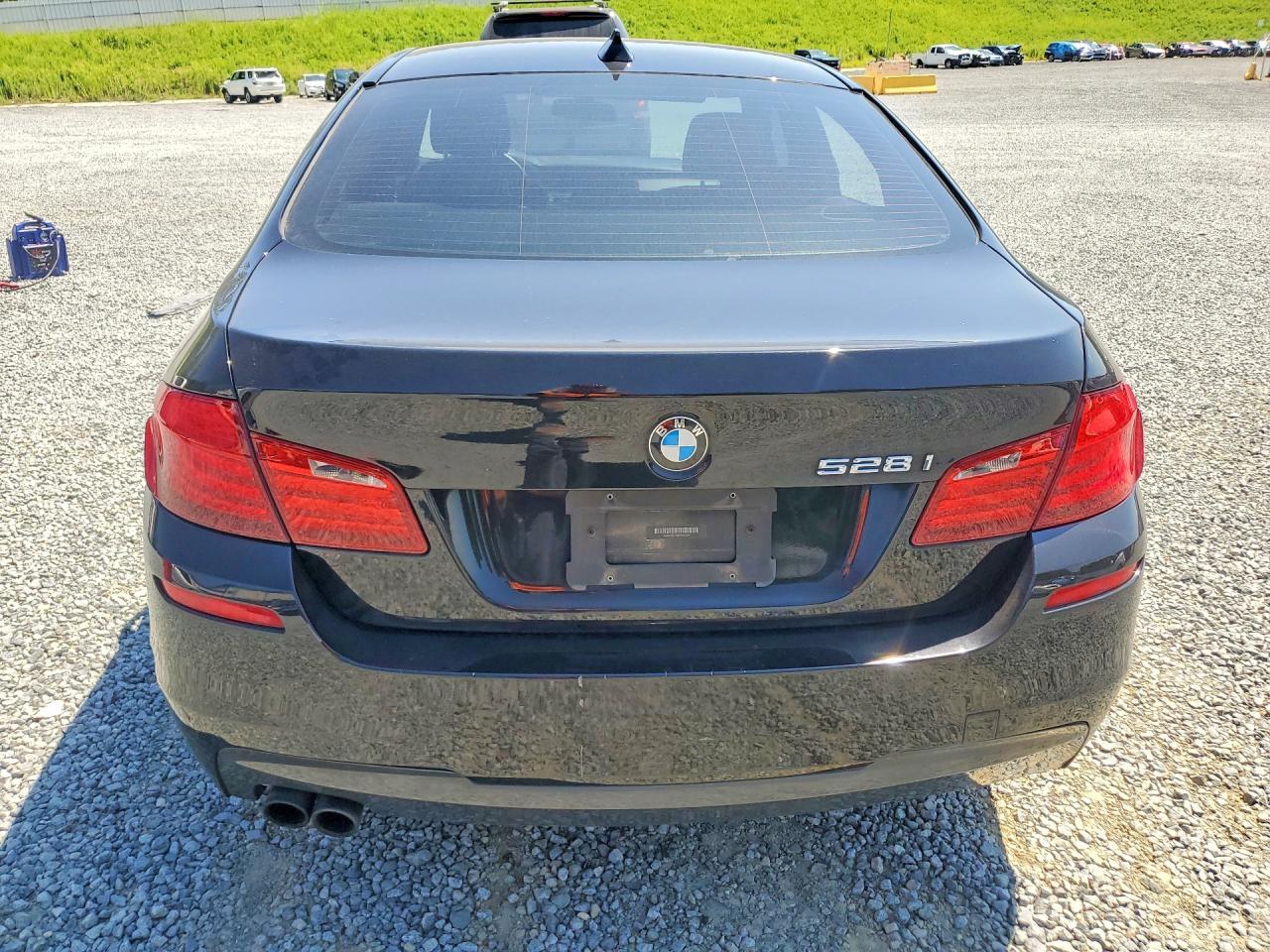 2013 BMW 528 I - Image 6