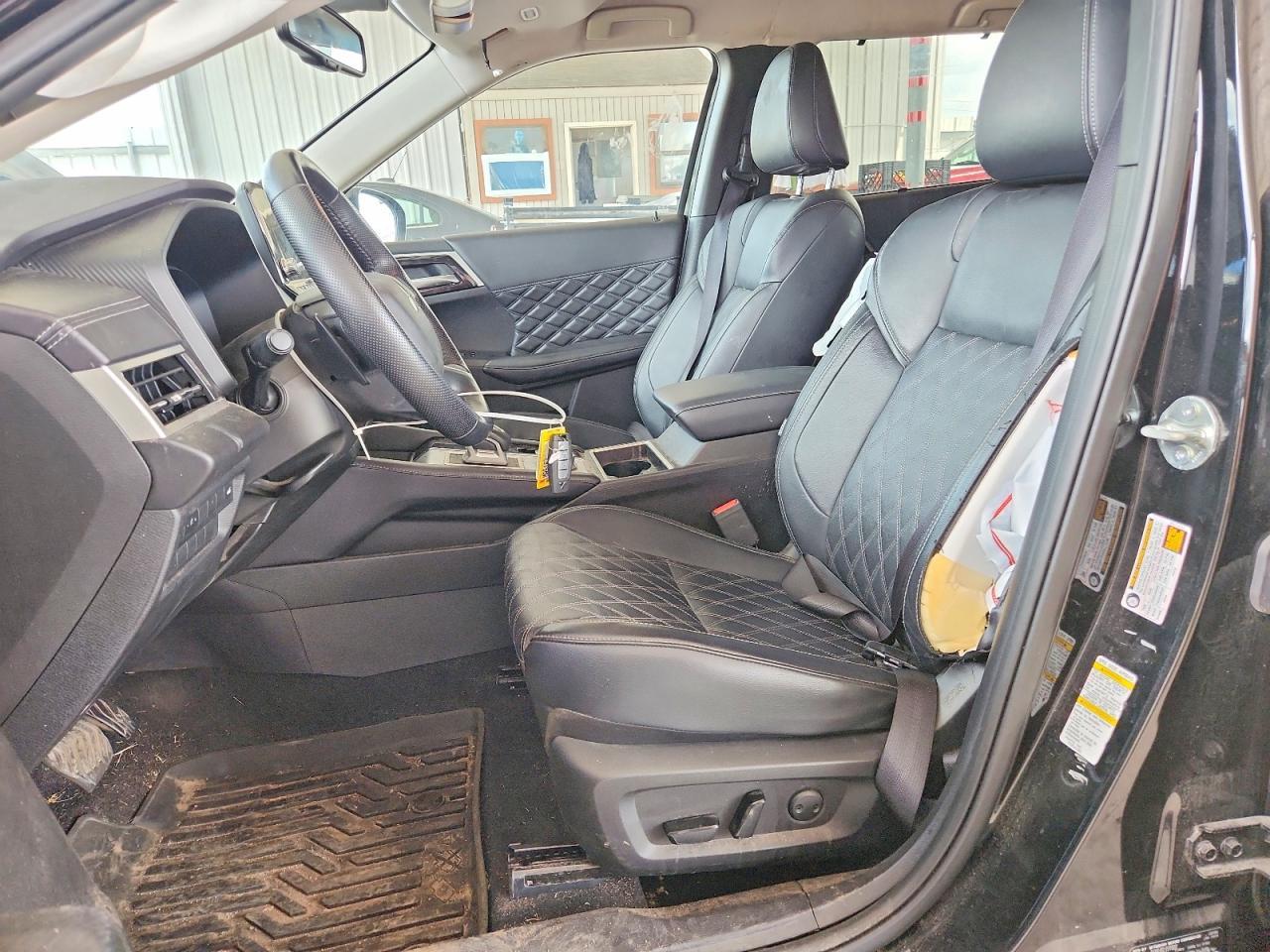 2024 Mitsubishi Outlander Sel - Image 7