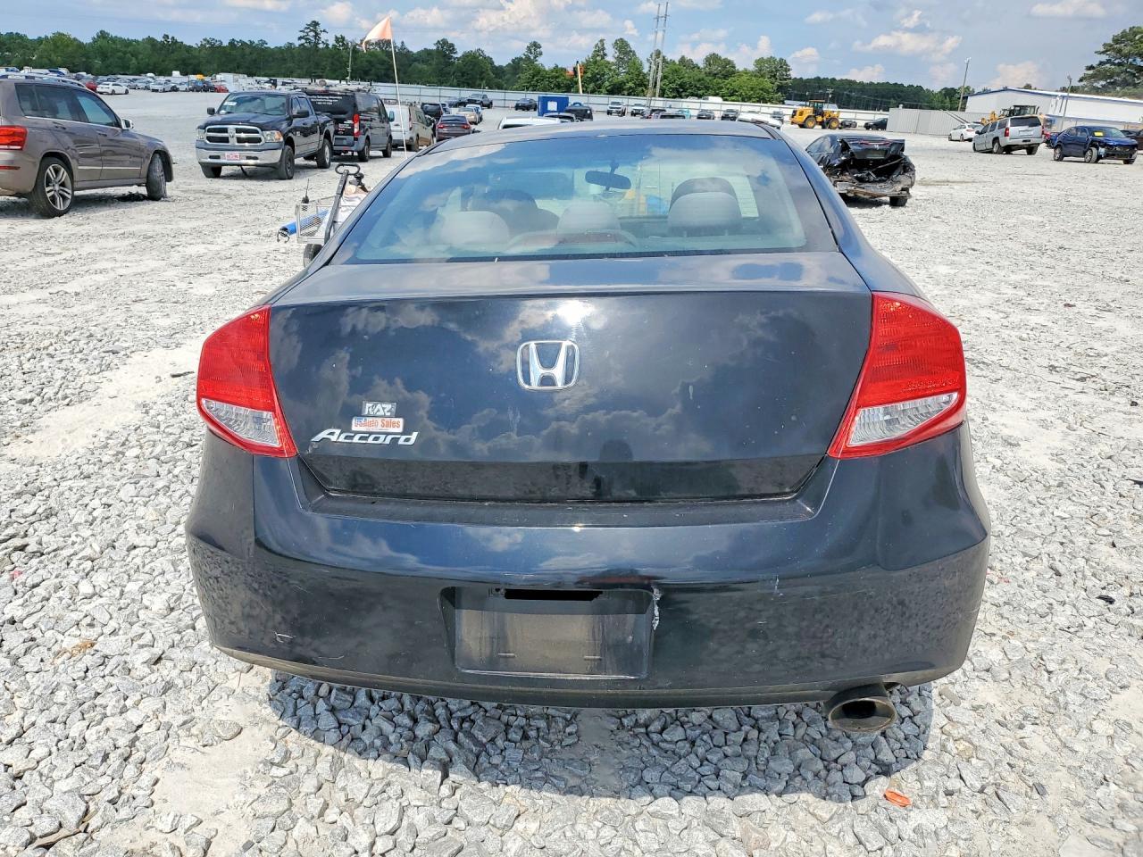 2012 Honda Accord Lx - Image 6