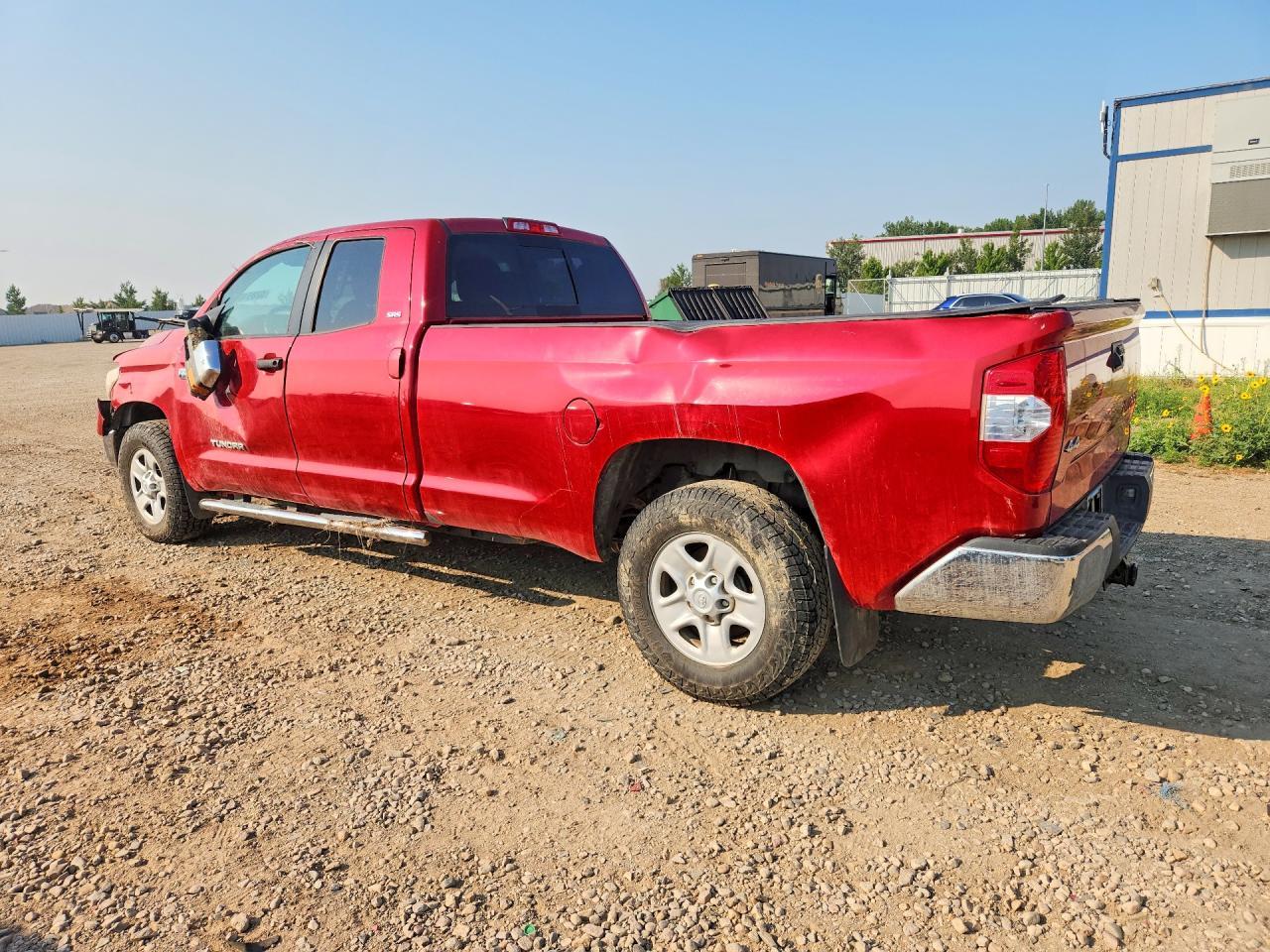 2018 Toyota Tundra Sr5 - Image 2
