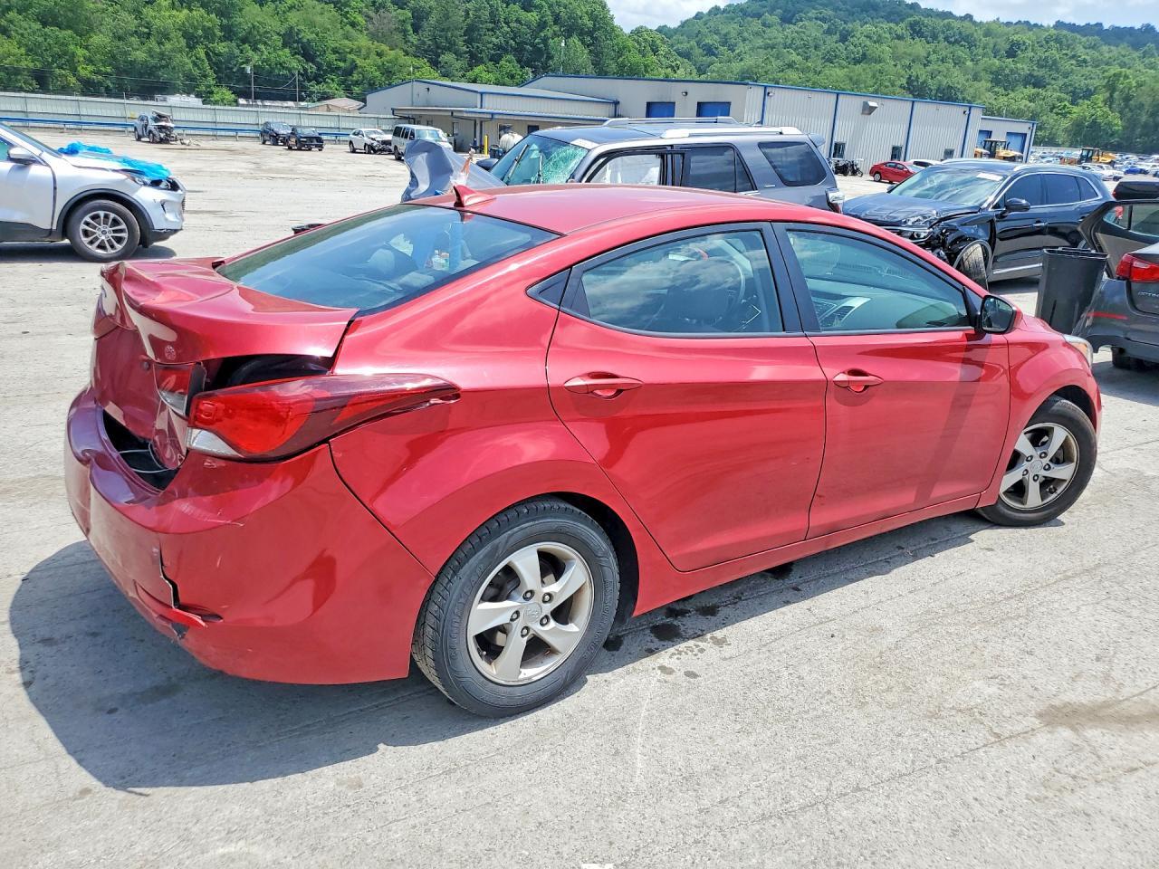 2014 Hyundai Elantra Se - Фото 3