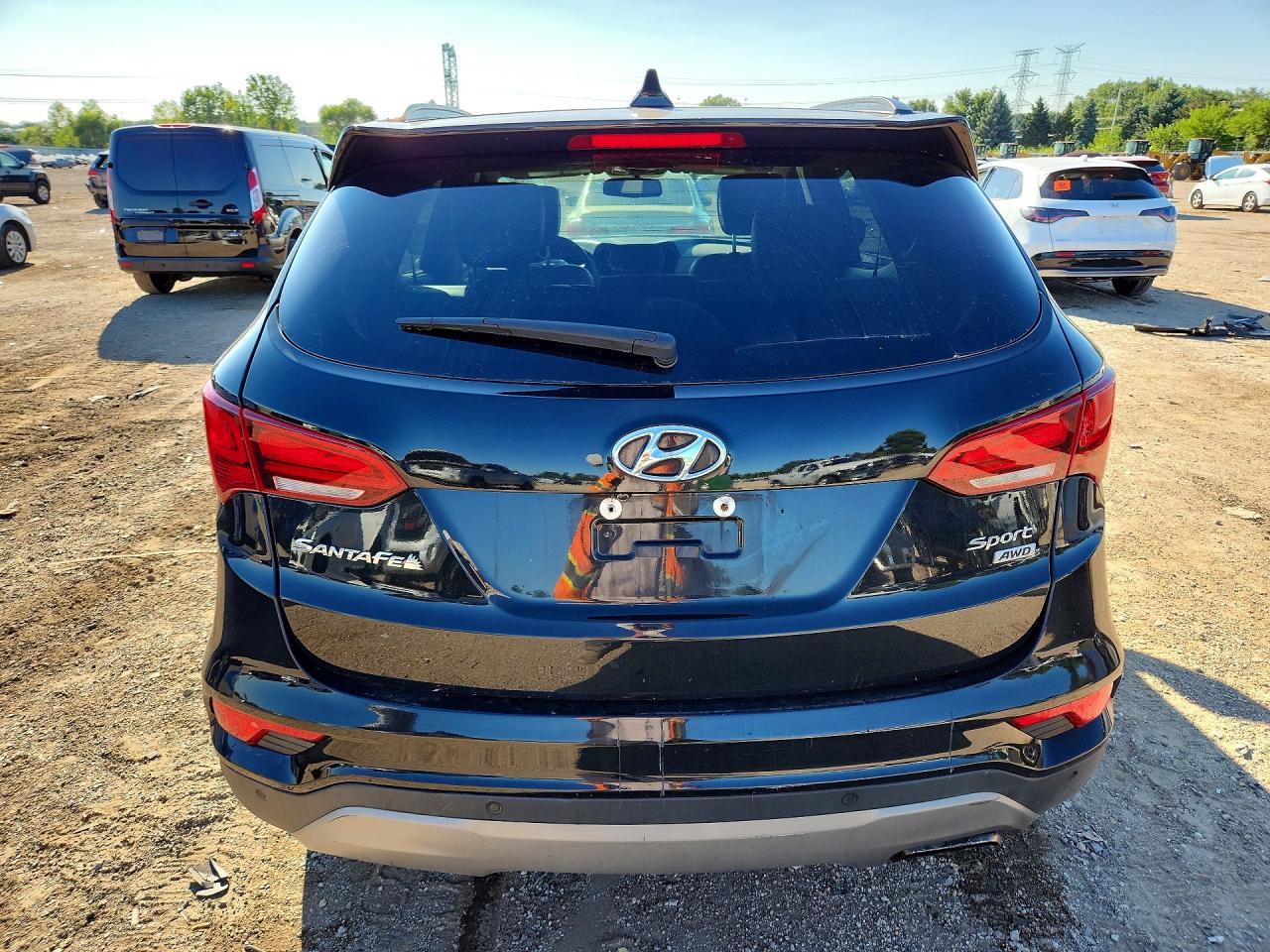 2018 Hyundai Santa Fe Sport 2.4L - Image 6