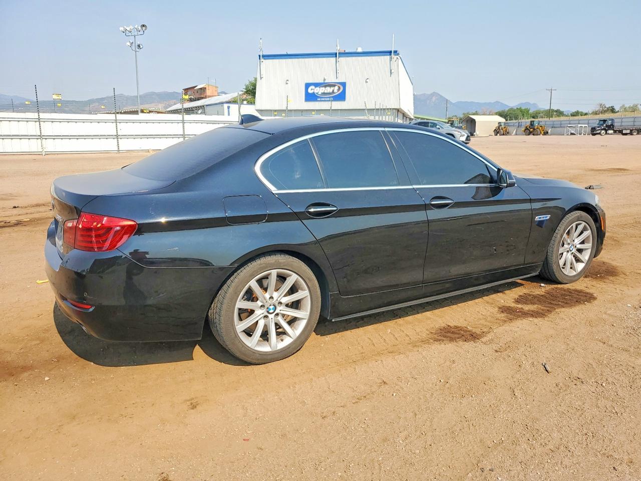 2014 BMW 535 Xi - Image 3