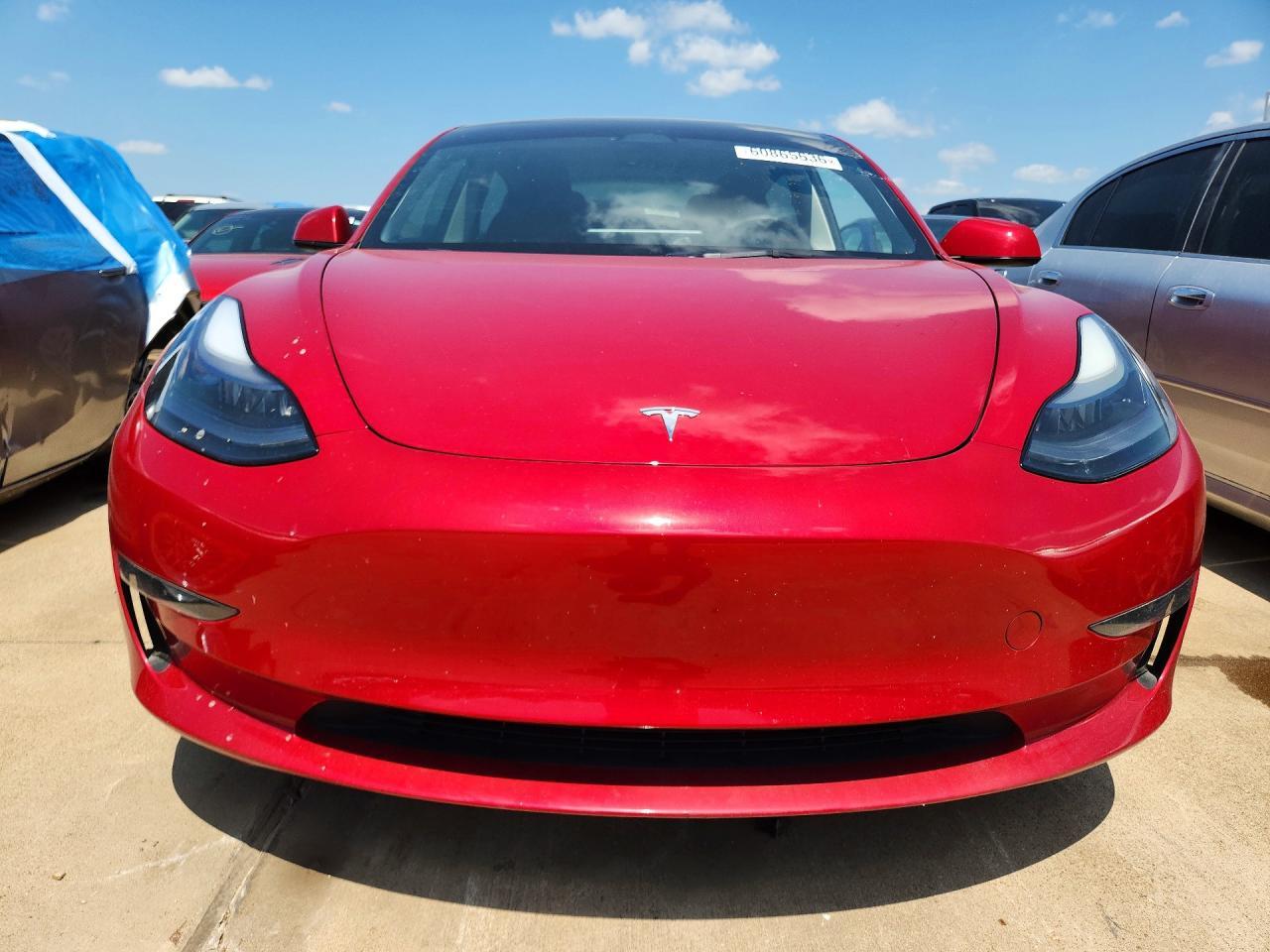 2023 Tesla Model 3 - Фото 5