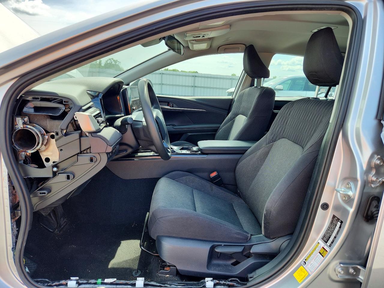 2025 Toyota Camry Le - Фото 7