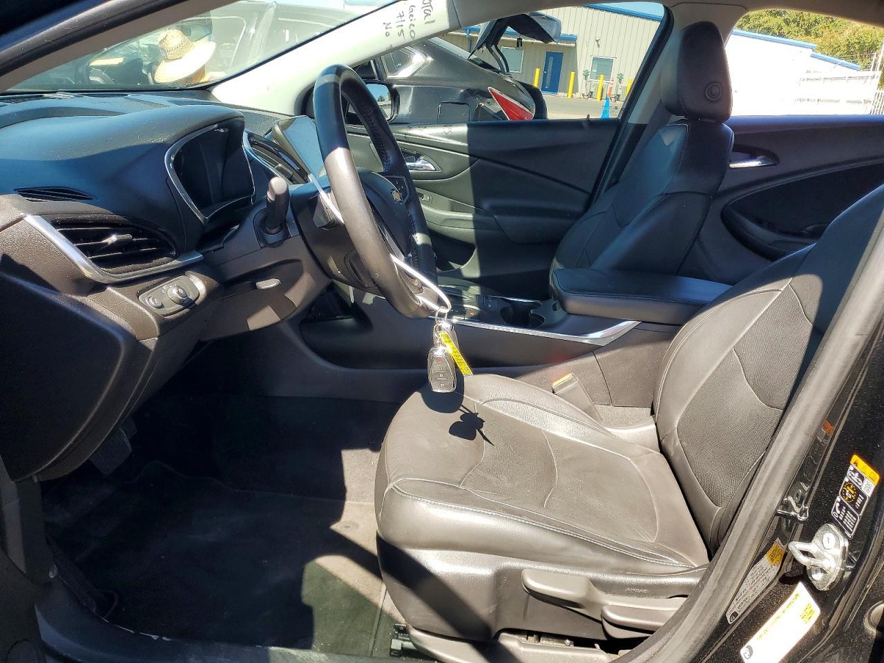 2017 Chevrolet Volt Premier - Image 7