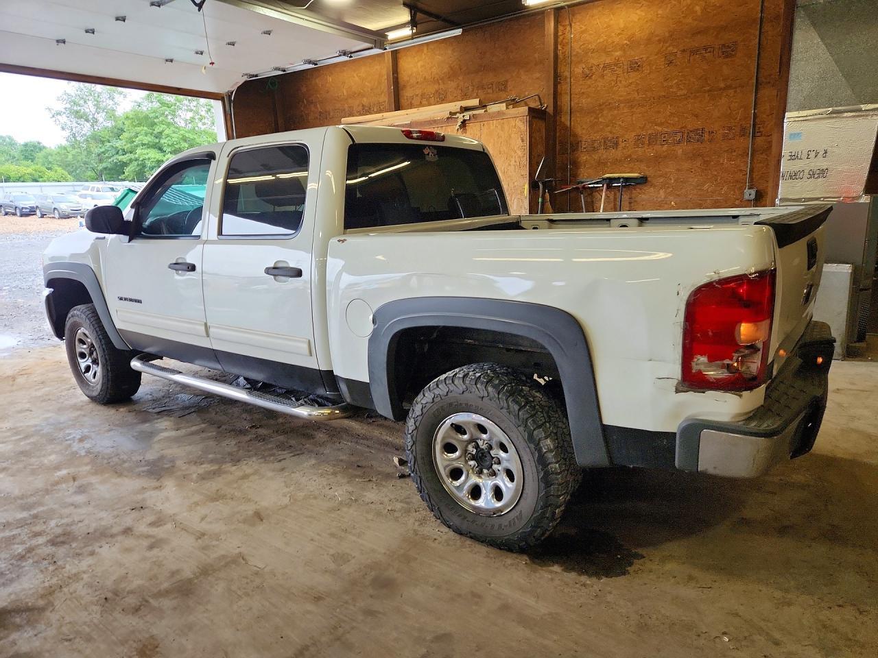 2011 Chevrolet Silverado K1500 Lt - Фото 2