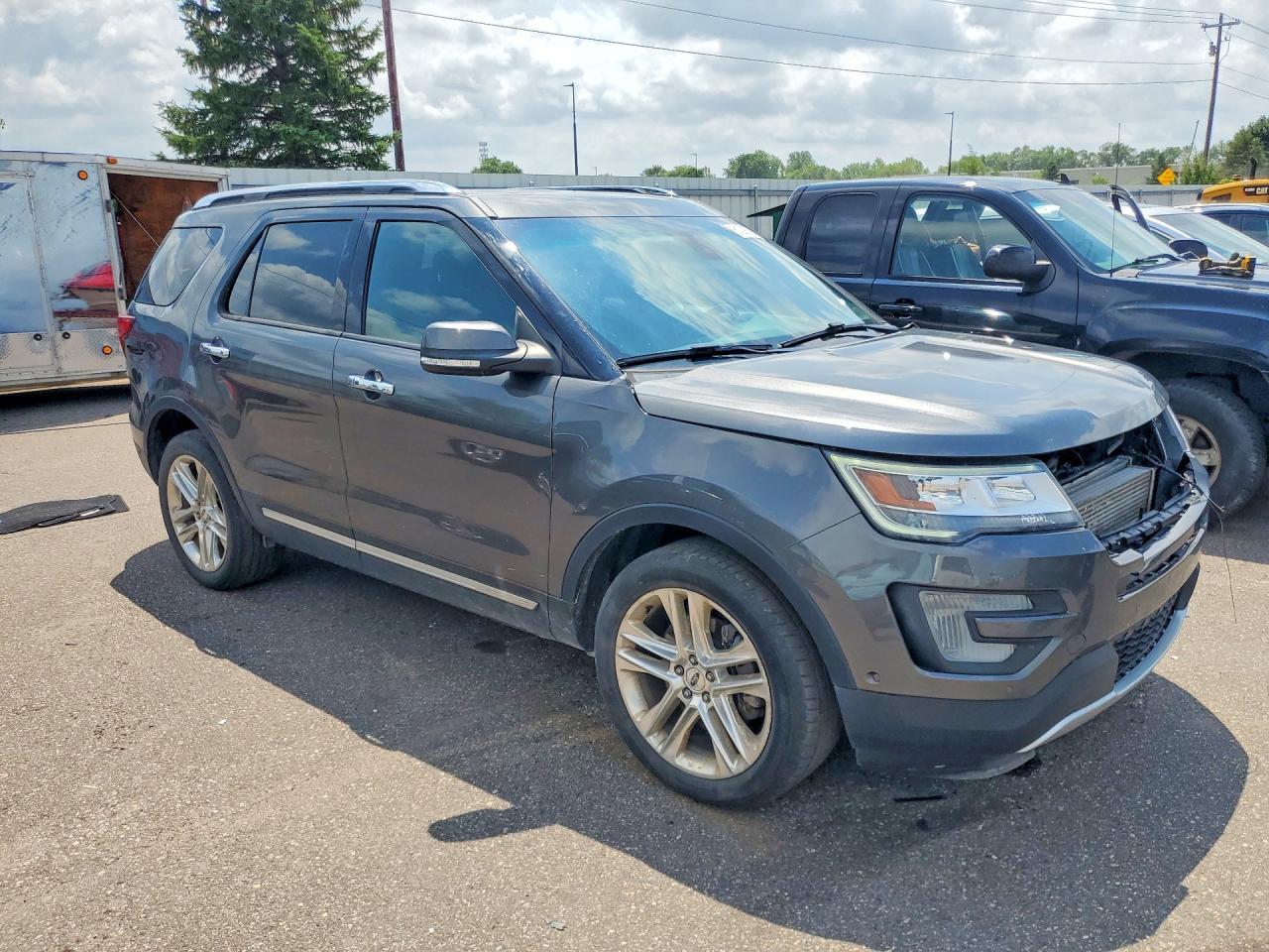 2017 Ford Explorer Limited - Фото 4