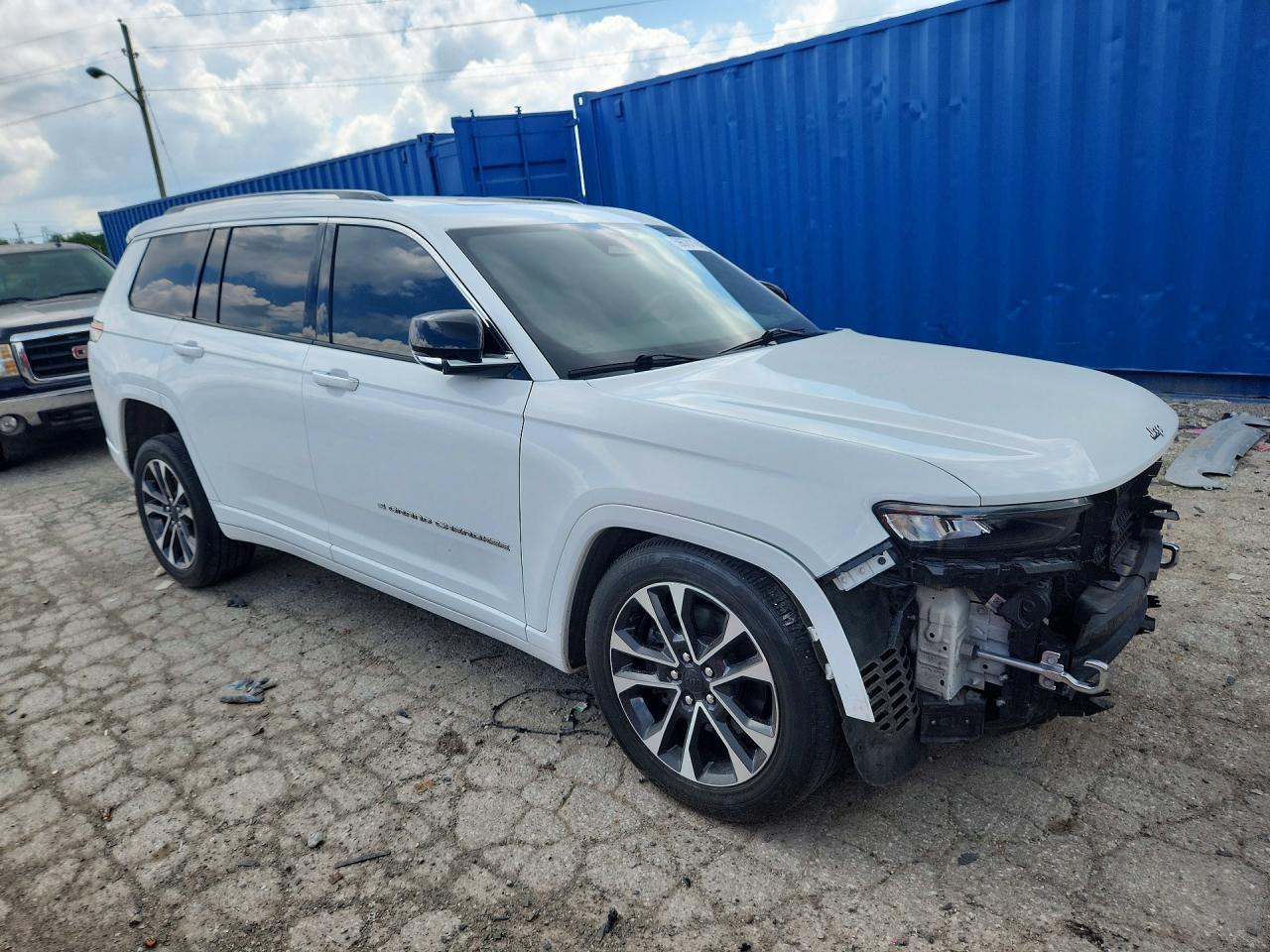 2023 Jeep Grand Cherokee L Overland - Image 4