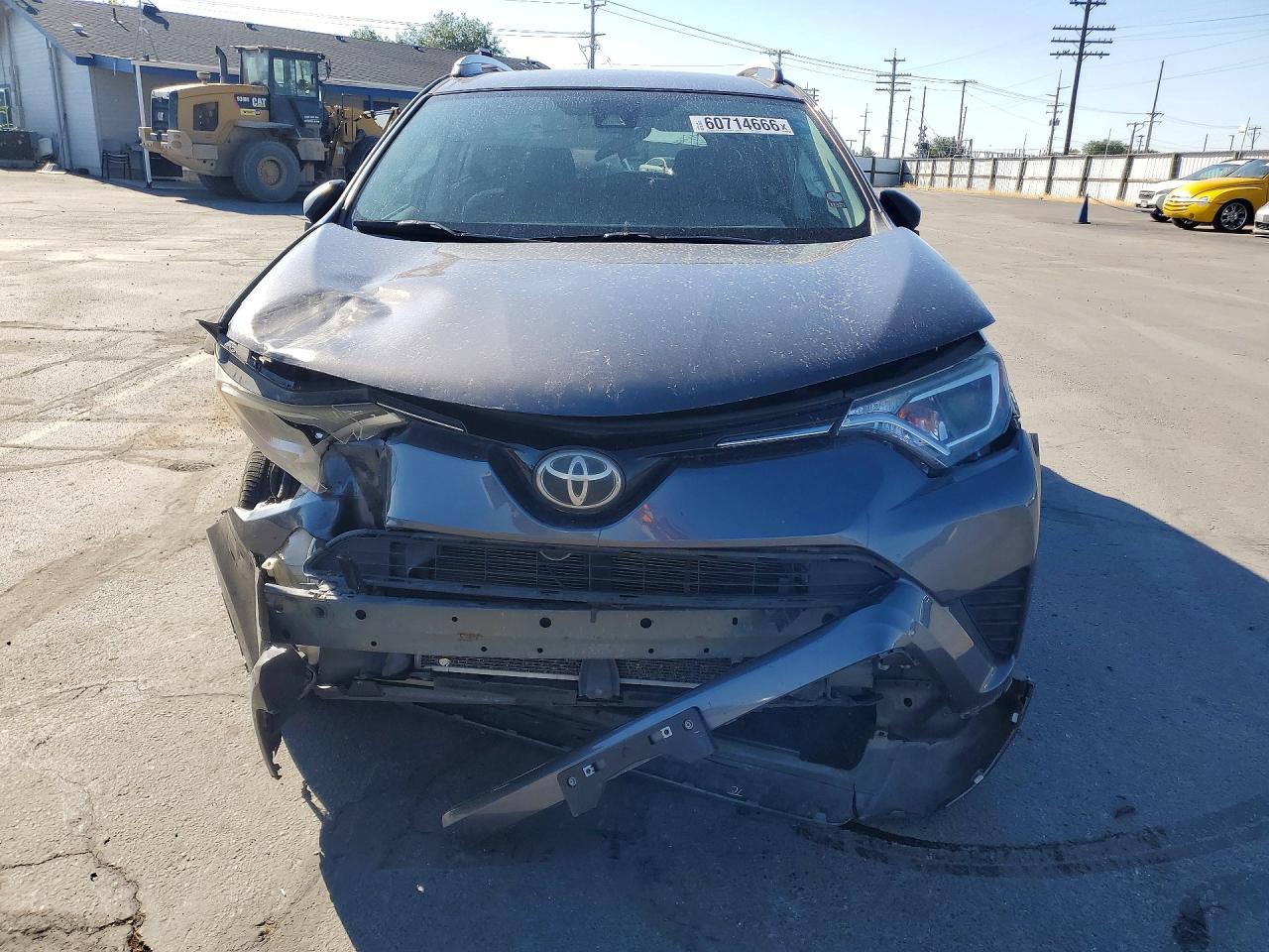 2017 Toyota Rav4 Le - Image 5