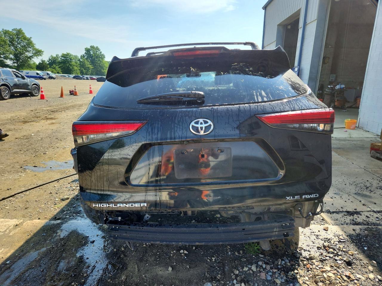 2020 Toyota Highlander Xle - Image 6