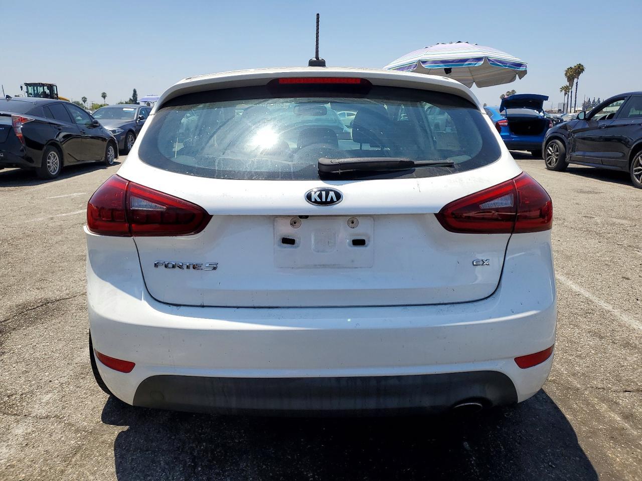 2017 Kia Forte Ex - Фото 6