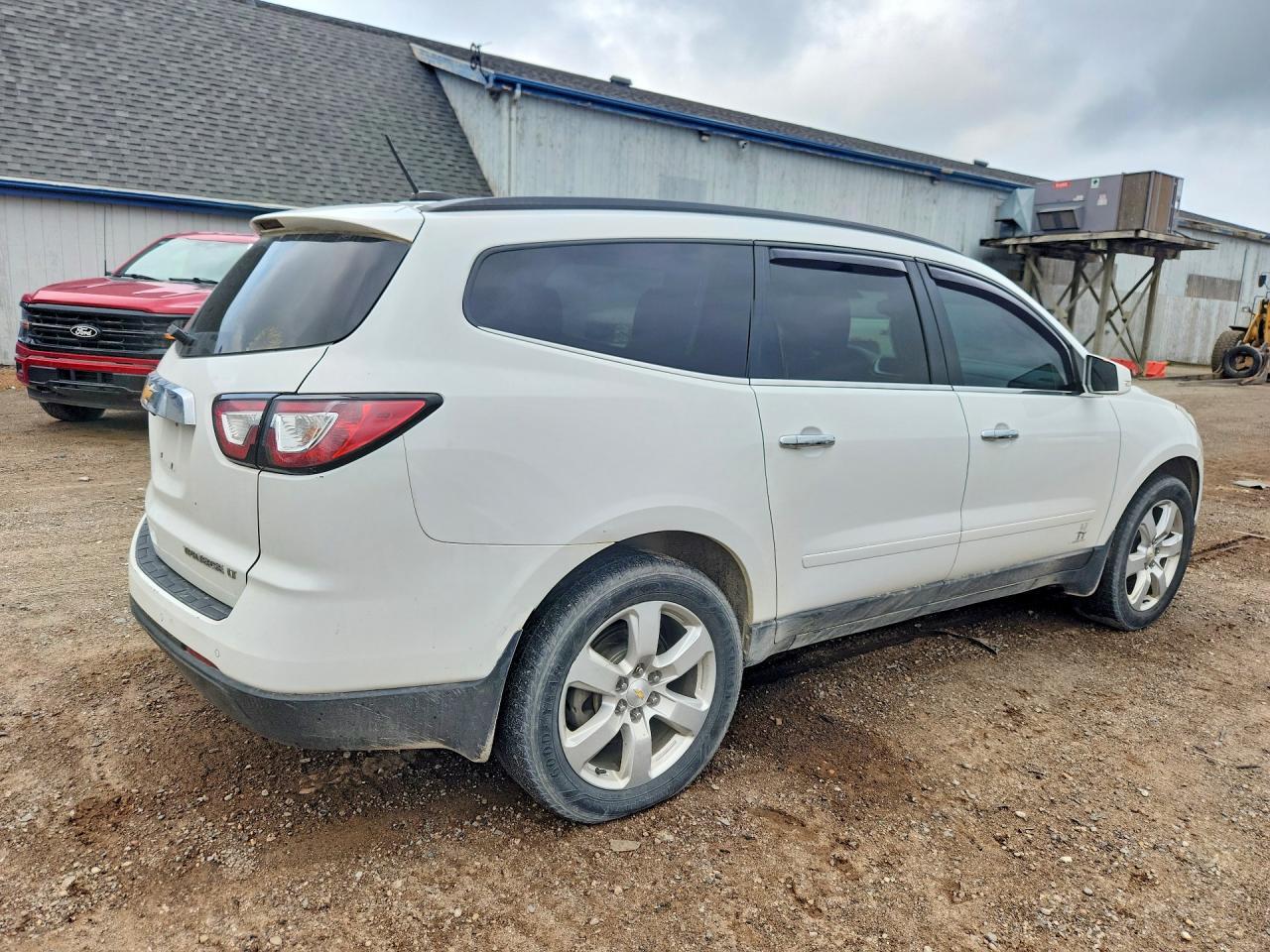 2016 Chevrolet Traverse Lt - Фото 3