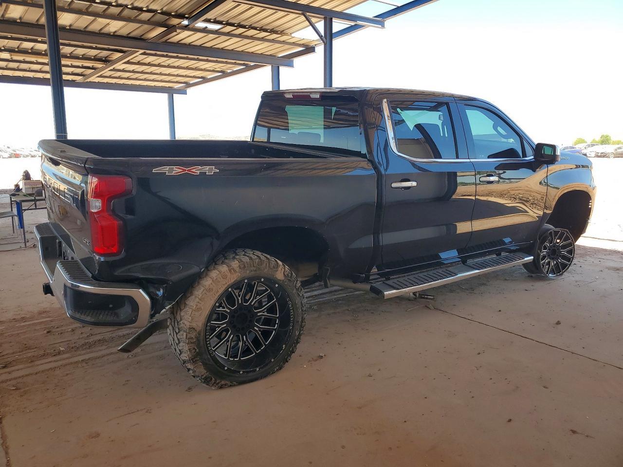2023 Chevrolet Silverado K1500 Ltz - Фото 3