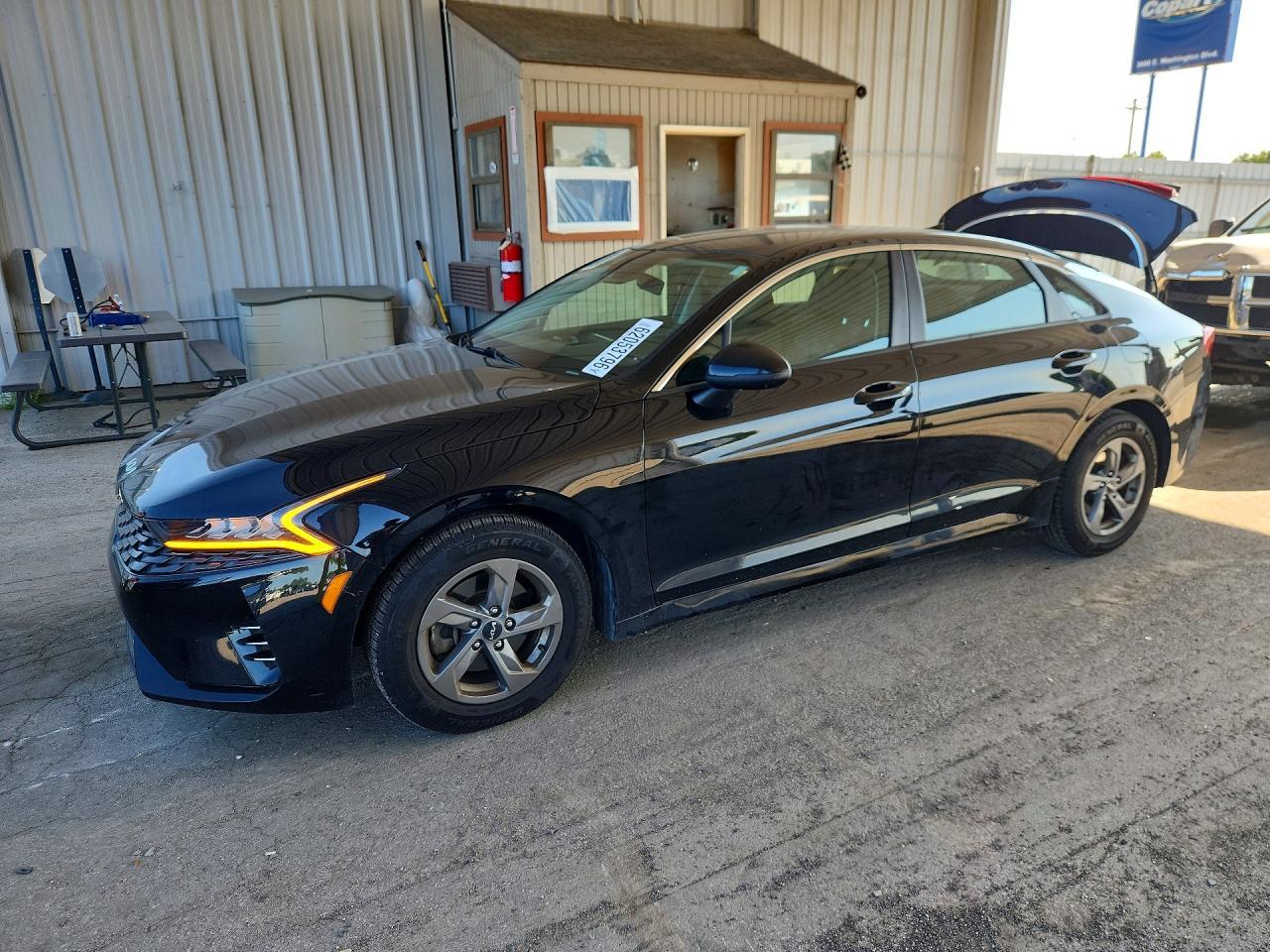 2023 Kia K5 Lxs