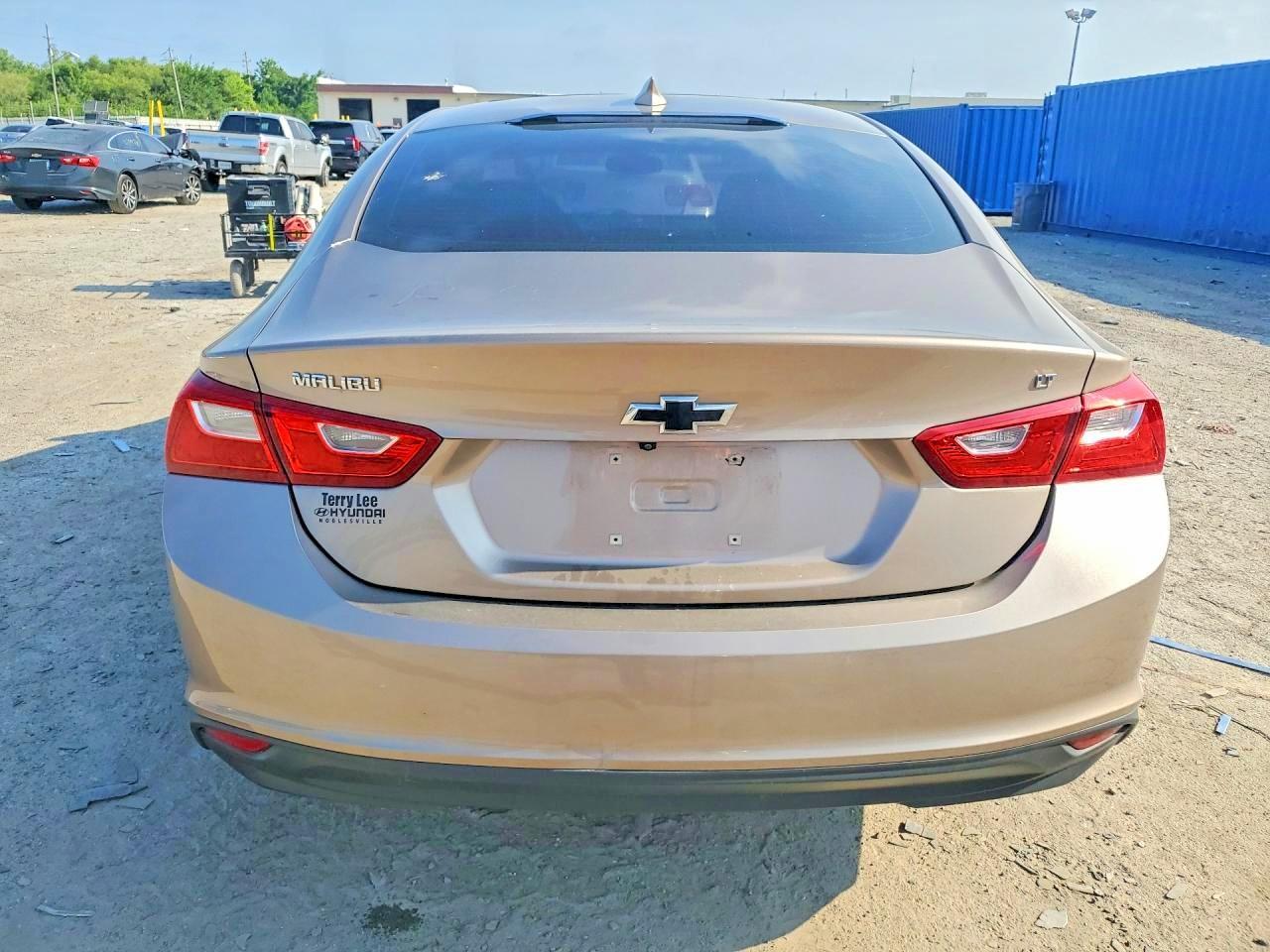 2018 Chevrolet Malibu Lt - Image 6
