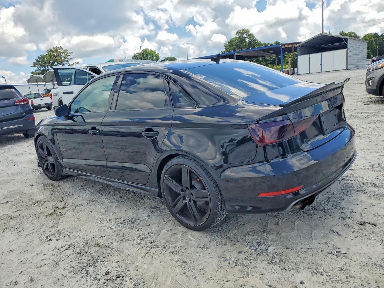 2016 Audi A3 Premium - Фото 2