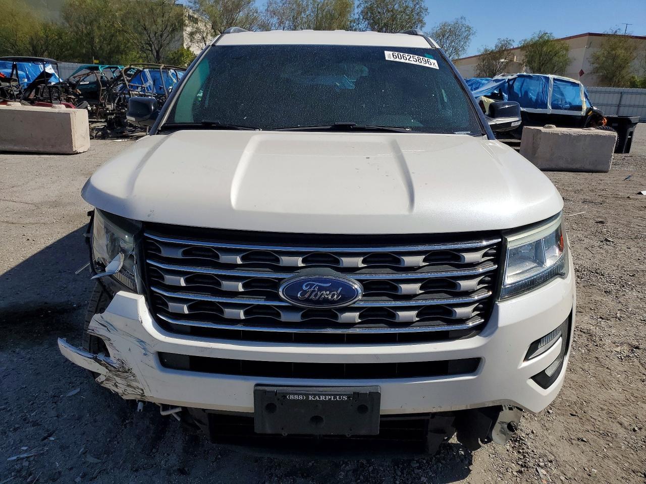 2017 Ford Explorer Xlt - Image 5