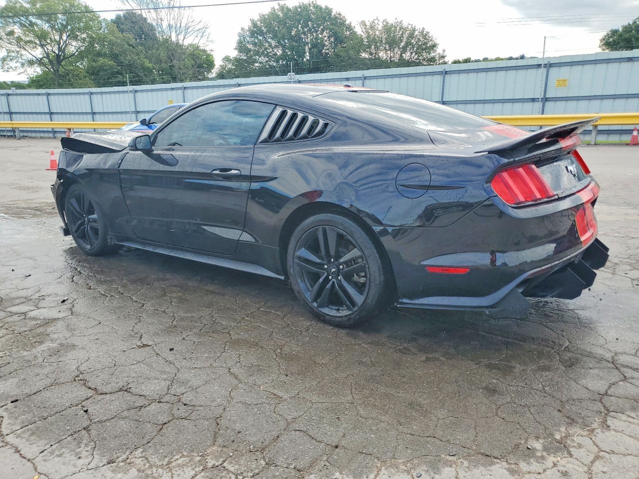 2016 Ford Mustang - Фото 2