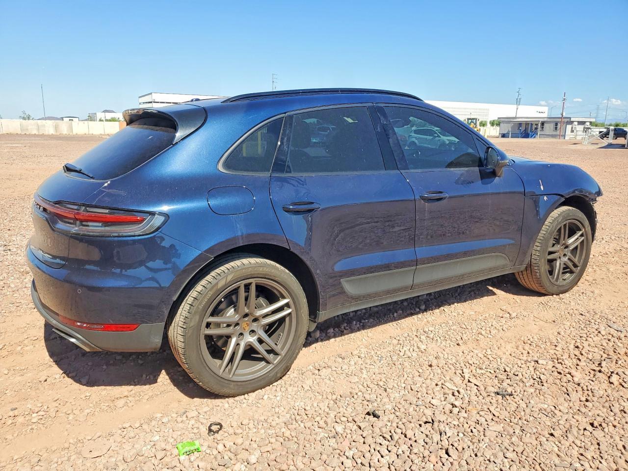 2020 Porsche Macan - Image 3