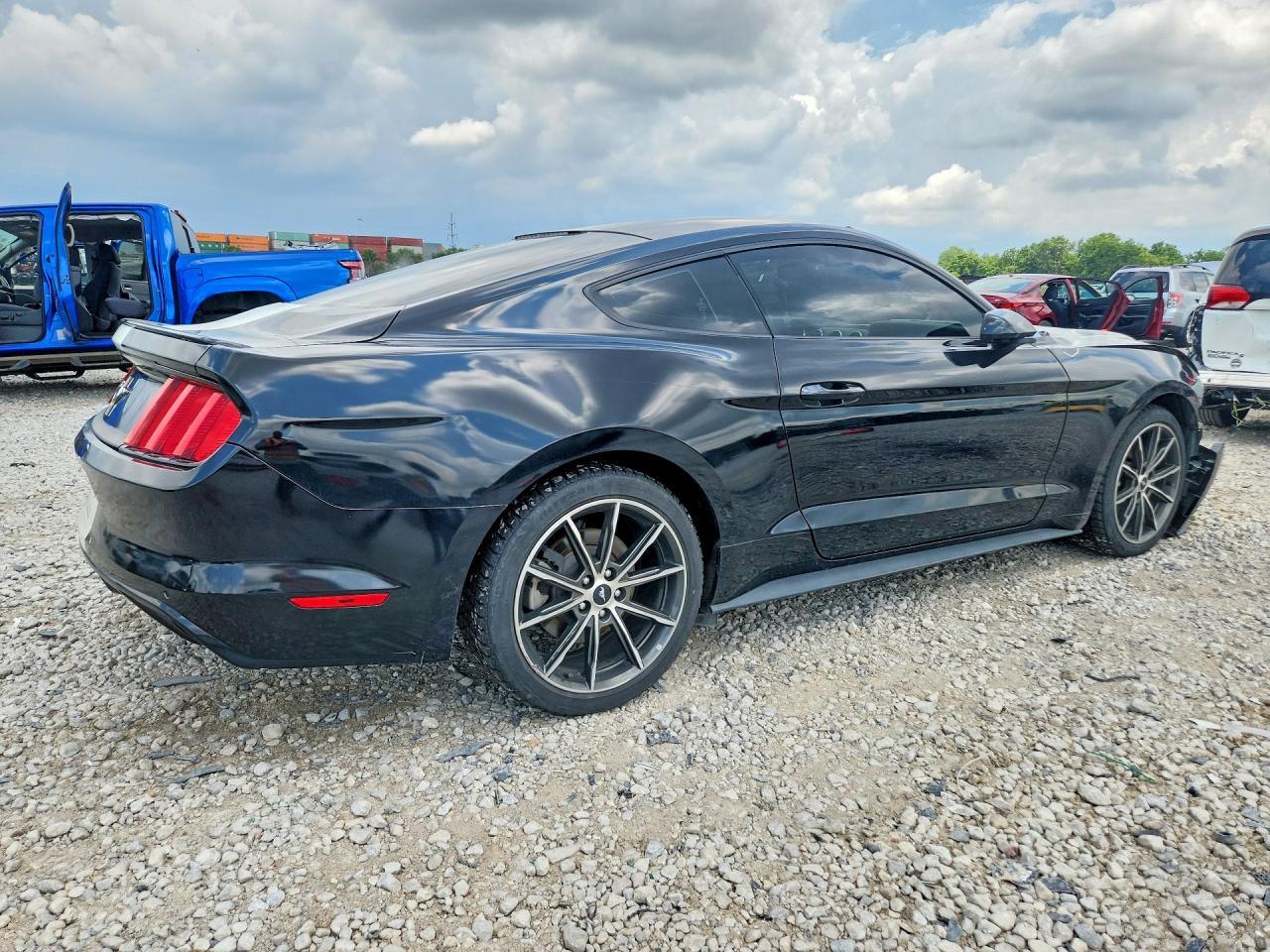2018 Ford Mustang - Фото 3
