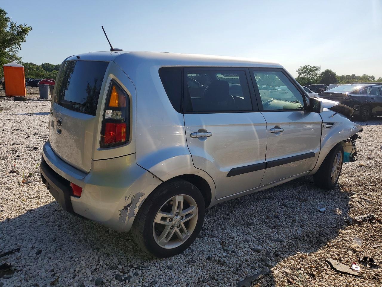 2011 Kia Soul + - Фото 3