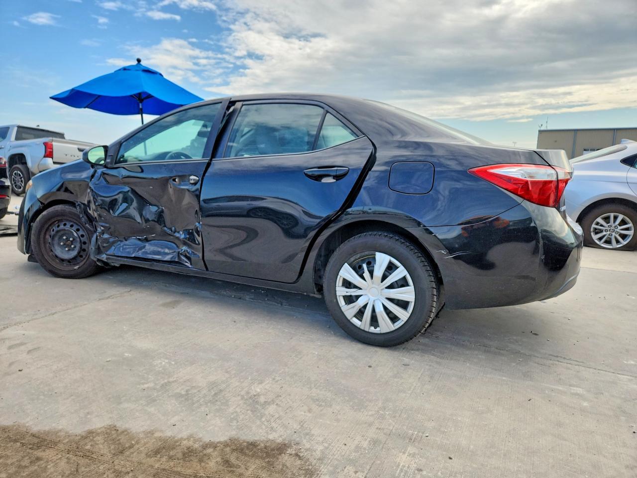 2017 Toyota Corolla Le - Image 2