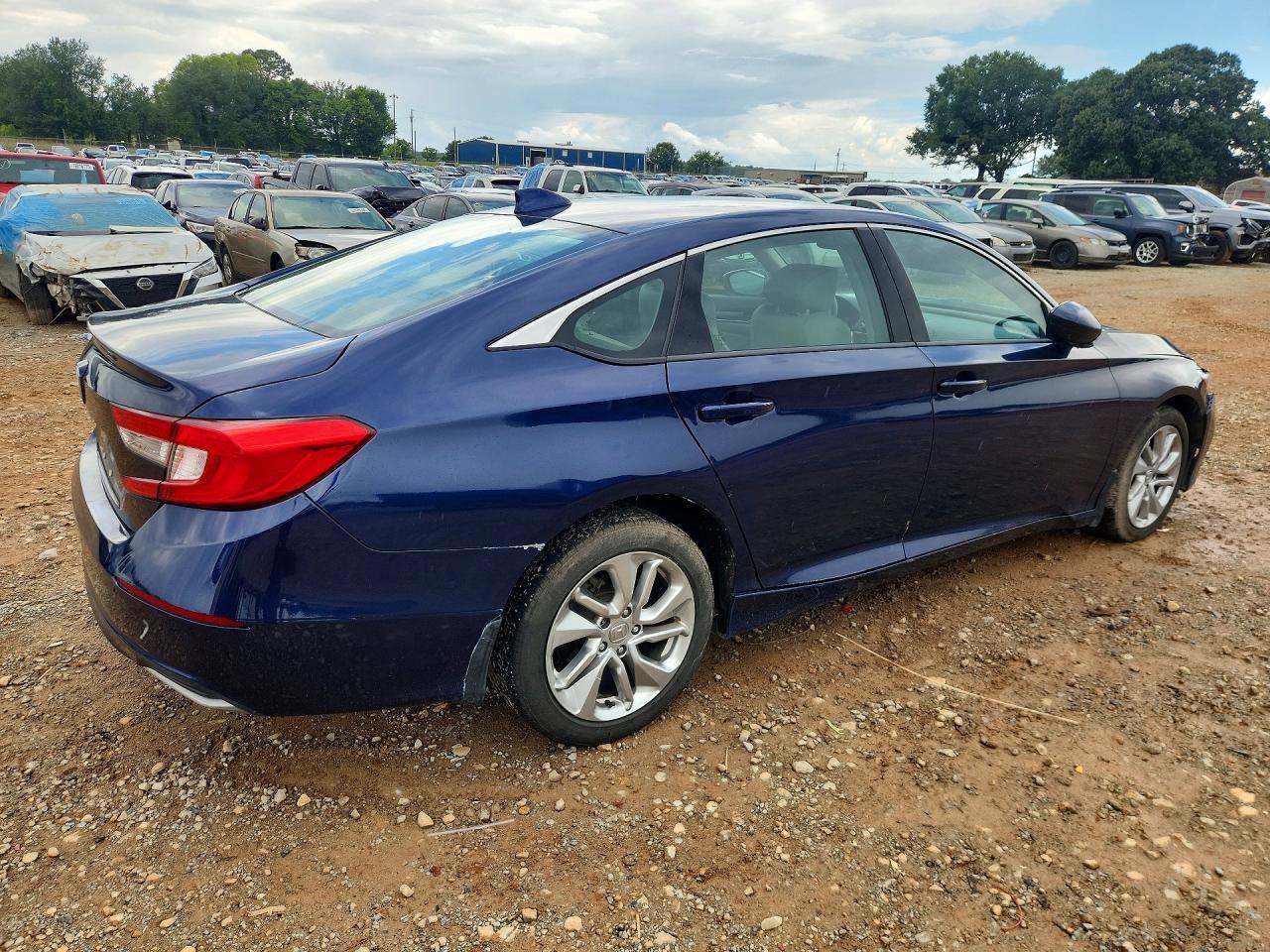 2020 Honda Accord Lx - Фото 3