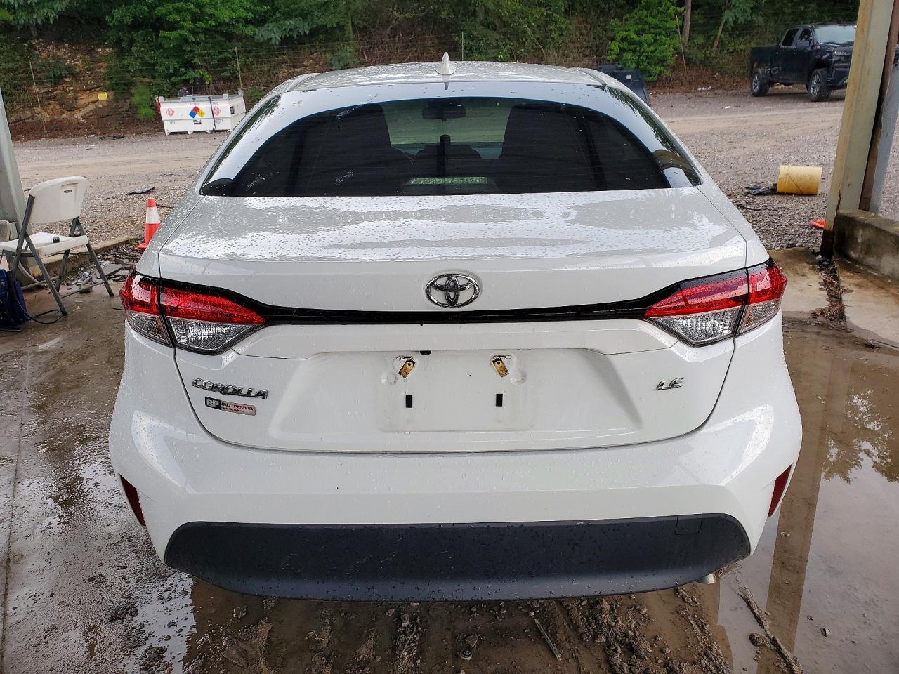 2023 Toyota Corolla Le - Image 6