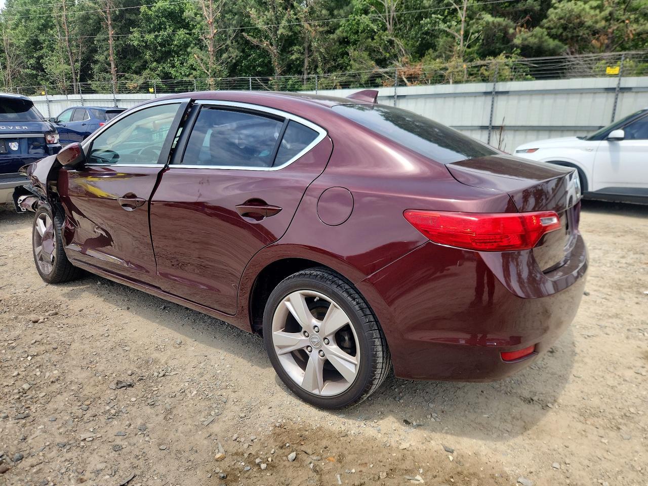 2014 Acura Ilx 20 Premium - Фото 2