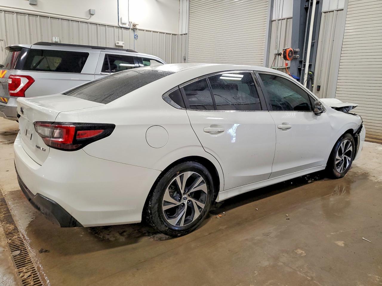 2022 Subaru Legacy Premium - Image 3