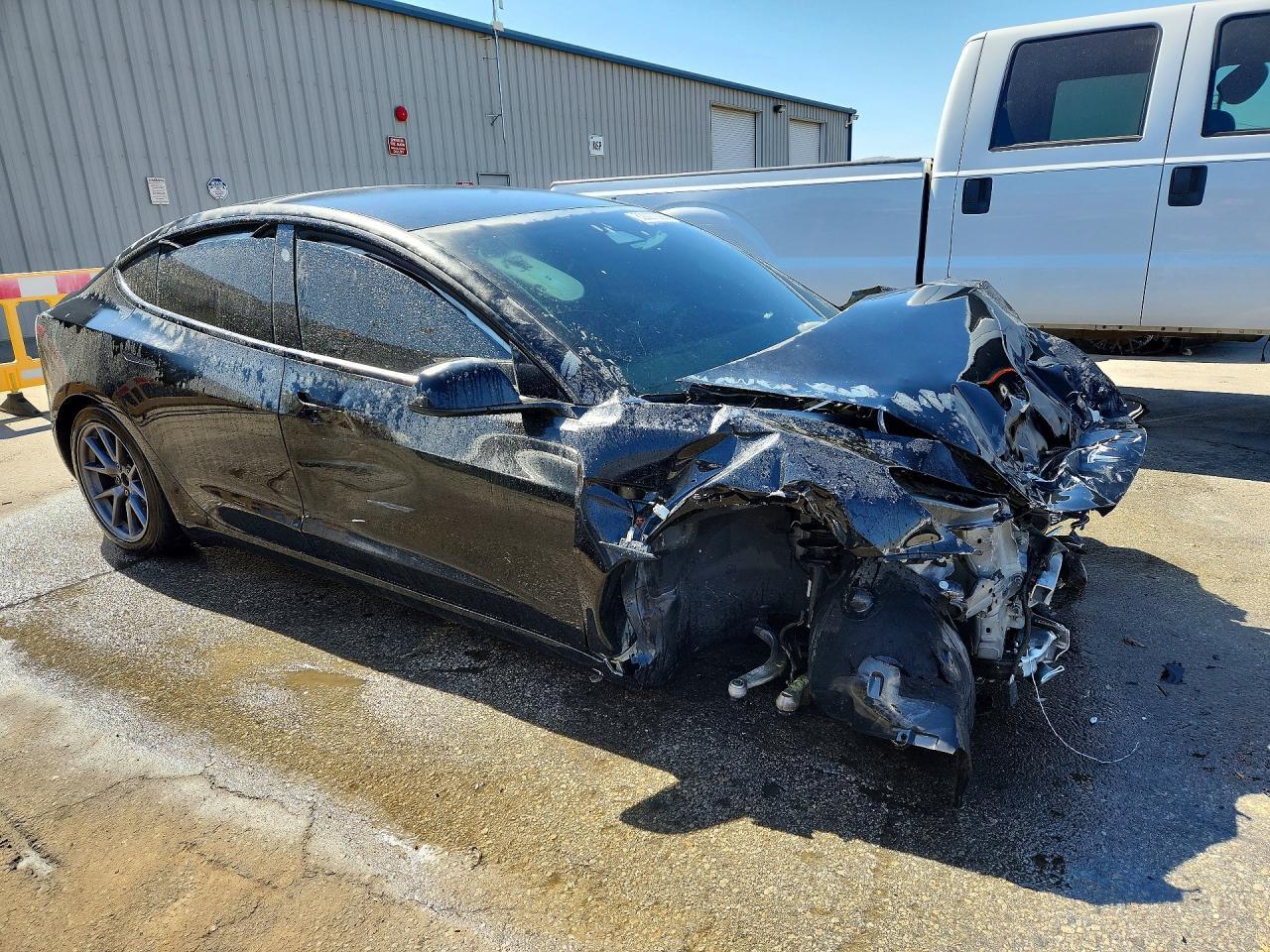 2022 Tesla Model 3 - Image 4