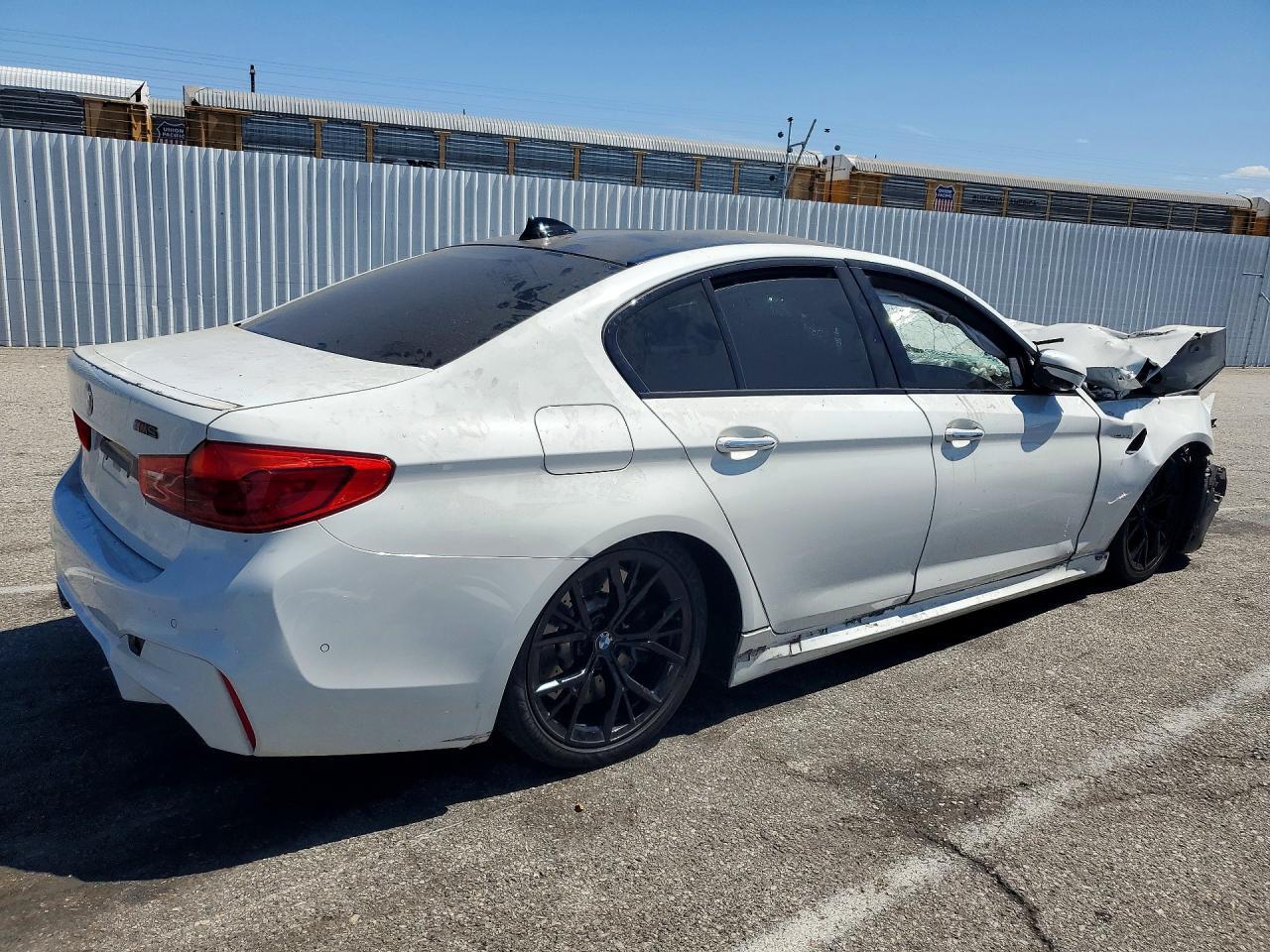 2018 BMW M5 - Фото 3