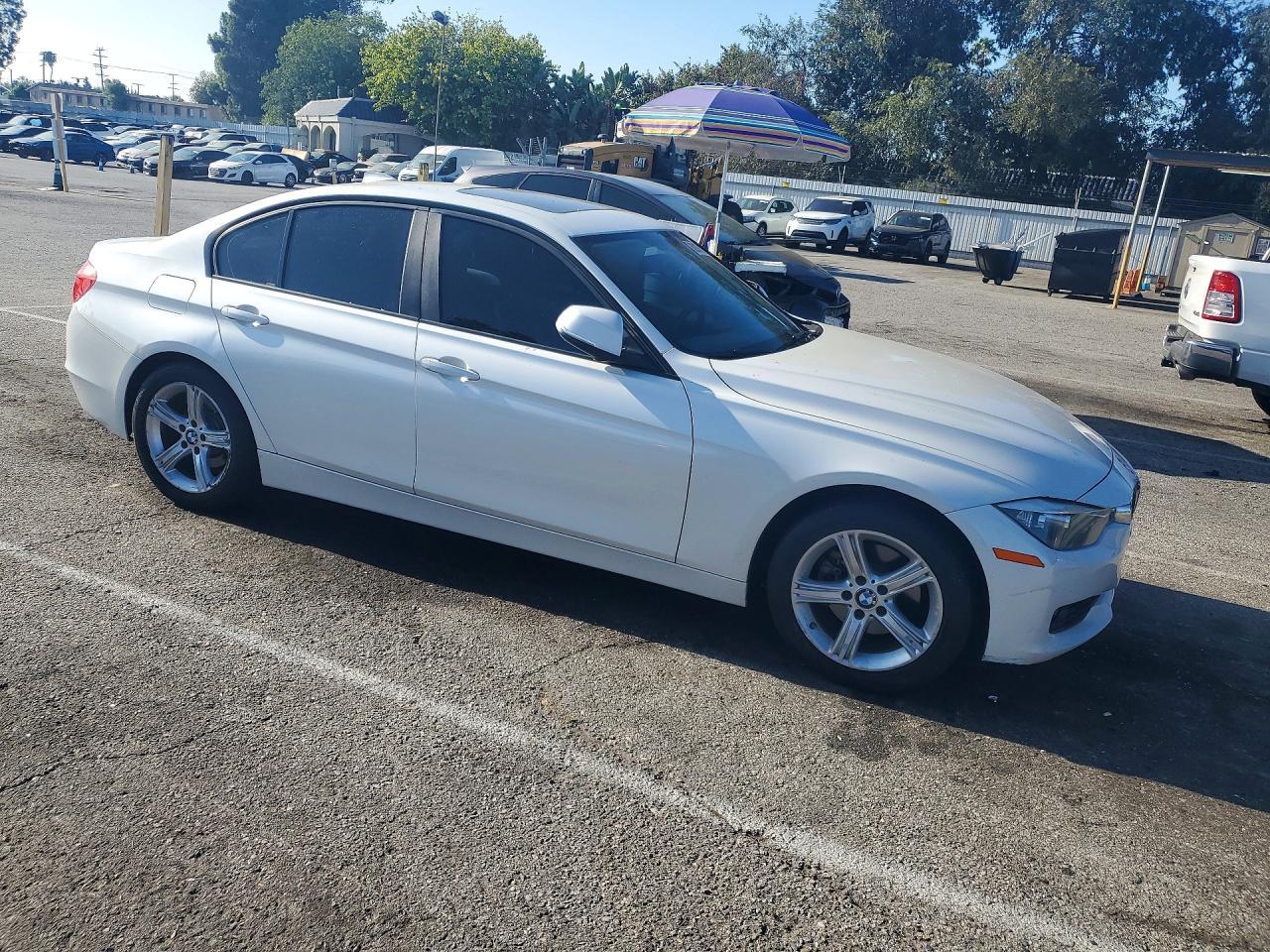 2013 BMW 328 I - Фото 4