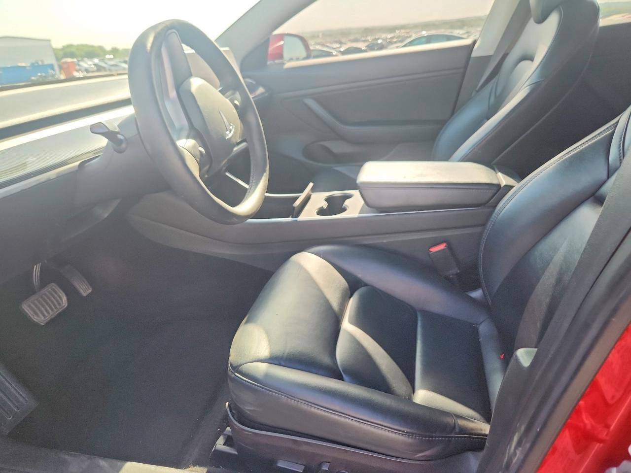 2019 Tesla Model 3 - Фото 7
