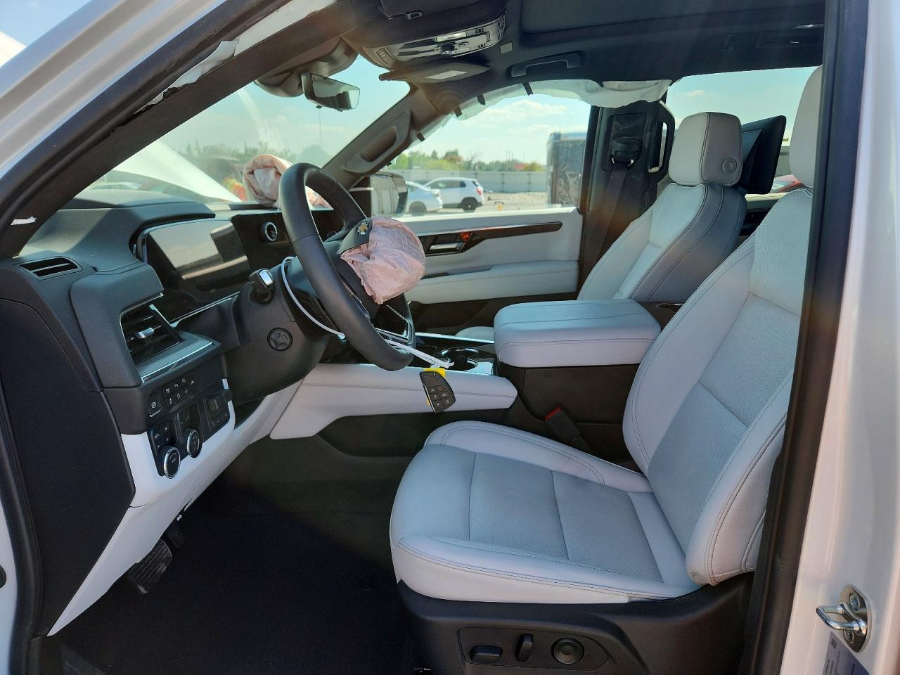 2025 Chevrolet Tahoe K1500 Premier - Image 7