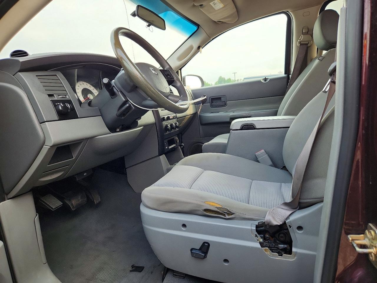 2005 Dodge Durango St - Фото 7