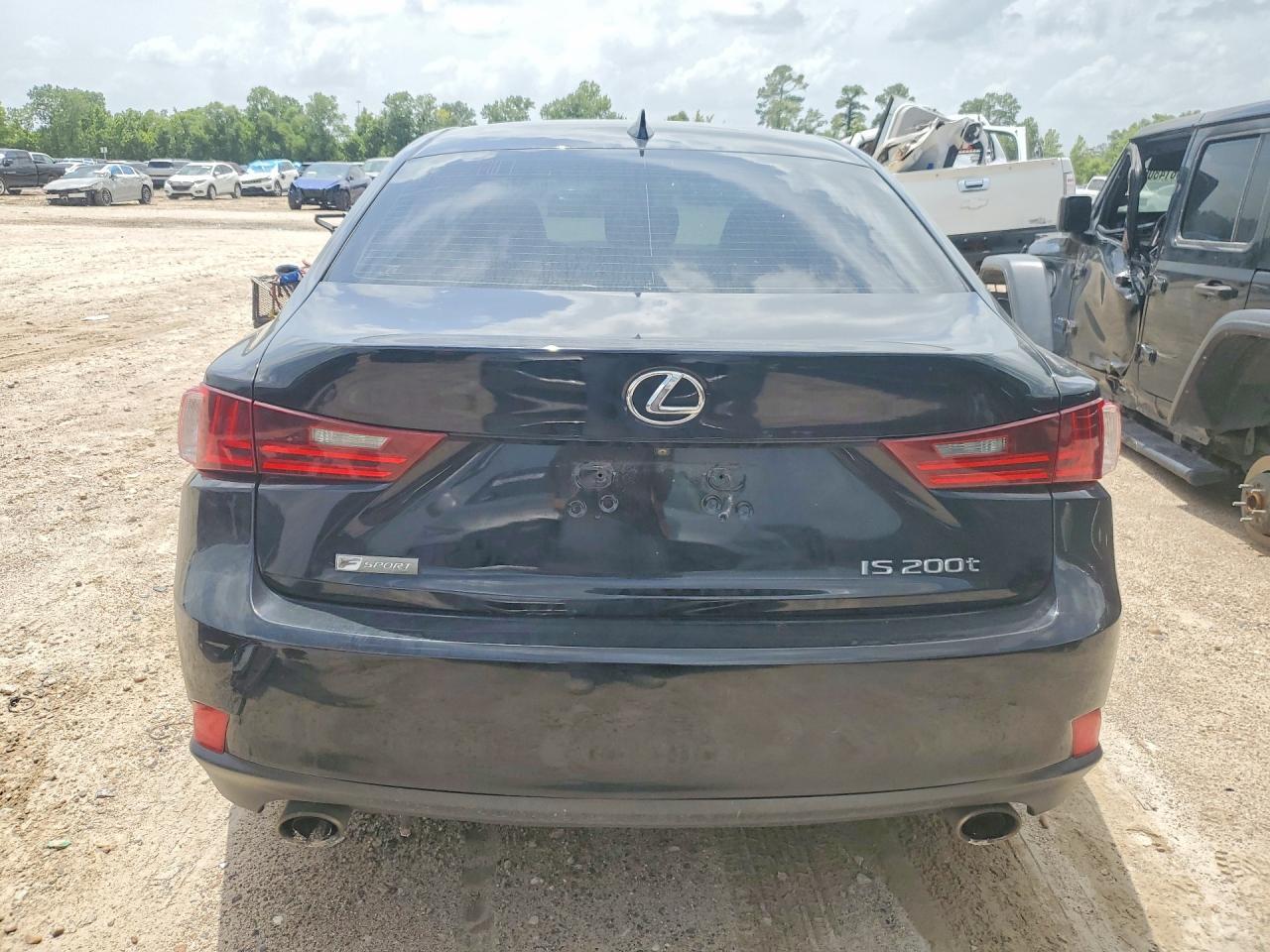 2016 Lexus Is 200T - Image 6