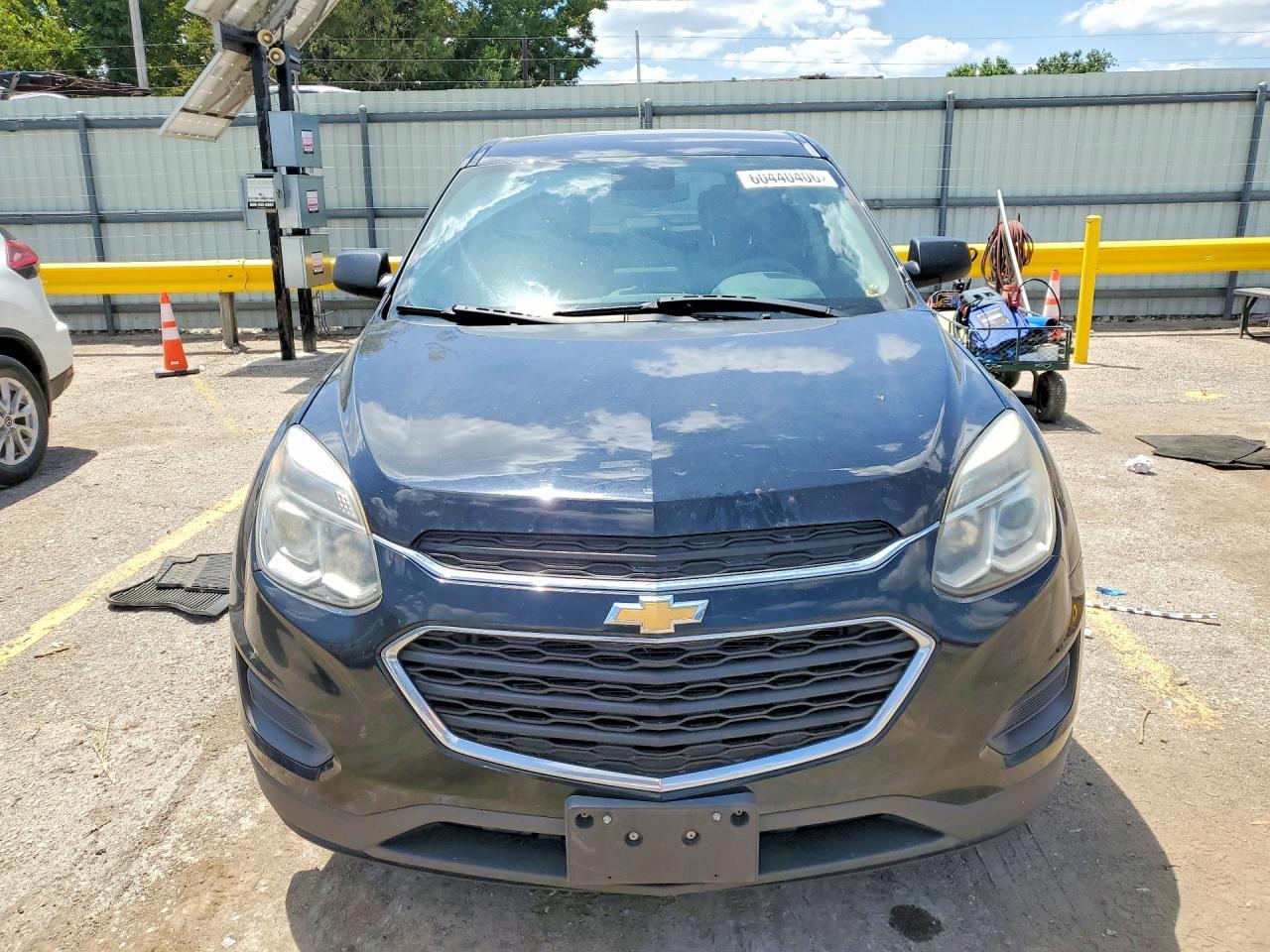 2017 Chevrolet Equinox Ls - Фото 5