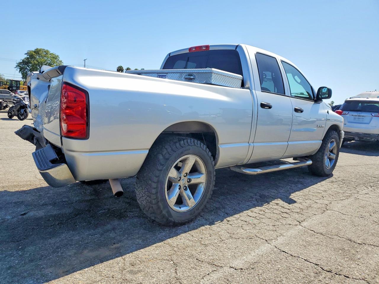 2008 Dodge Ram 1500 St - Фото 3