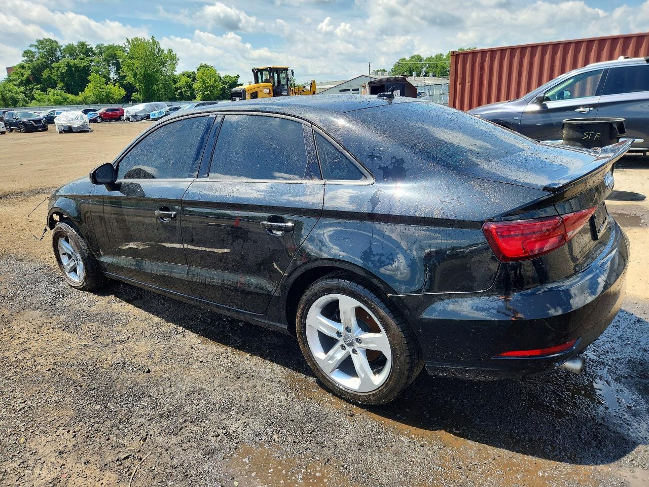 2018 Audi A3 Premium - Фото 2