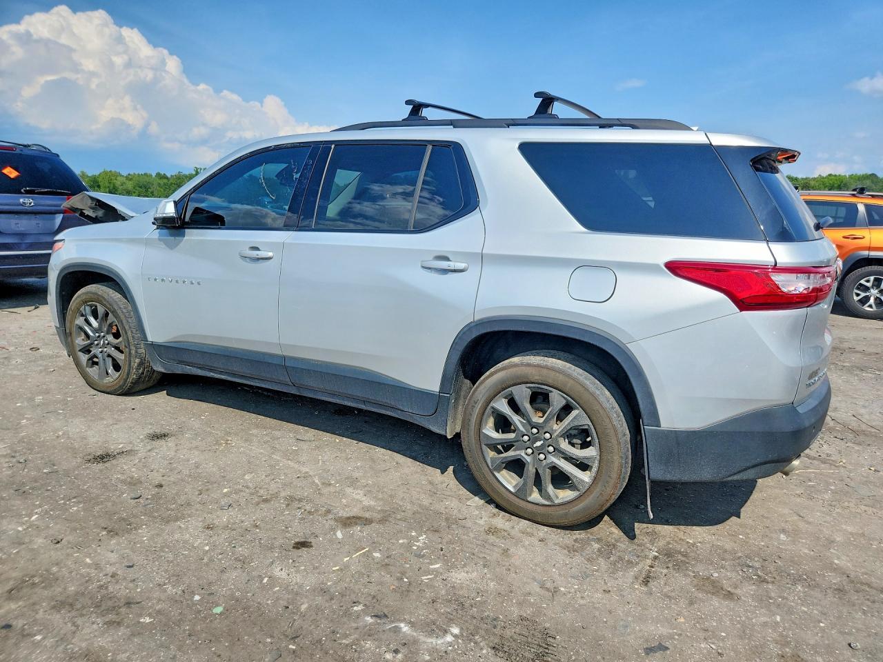 2020 Chevrolet Traverse Rs - Фото 2