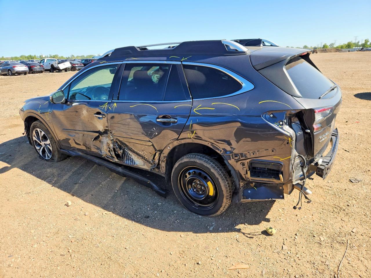 2021 Subaru Outback Touring - Фото 2