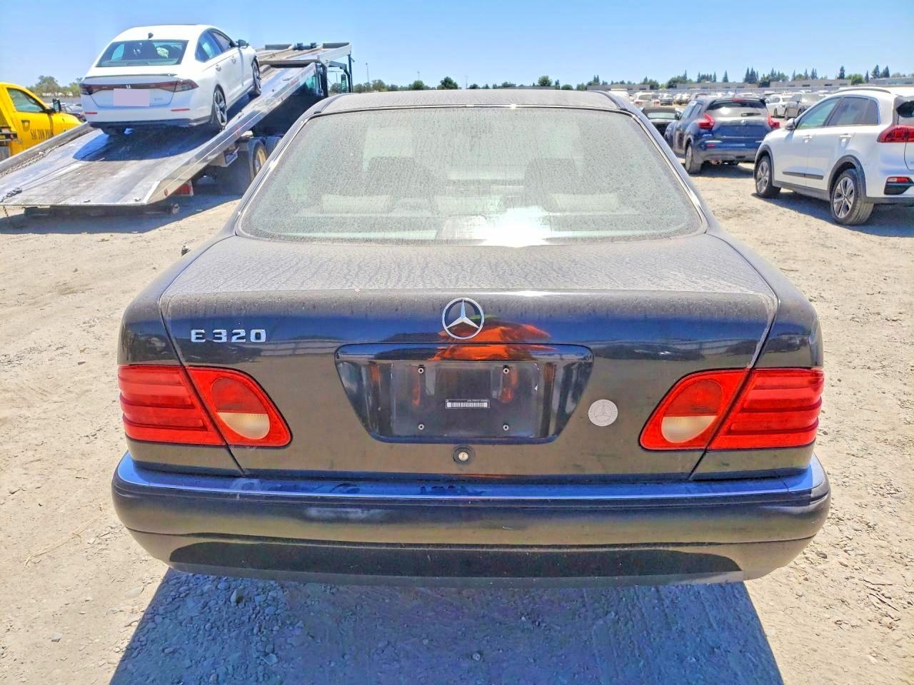 1996 Mercedes-Benz E 320 - Фото 6