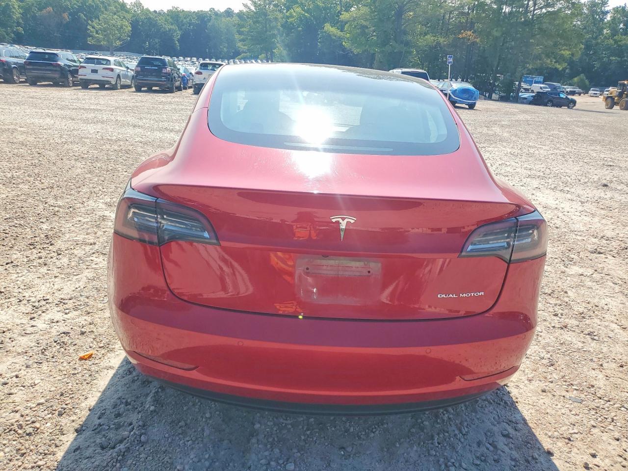 2021 Tesla Model 3 - Фото 6