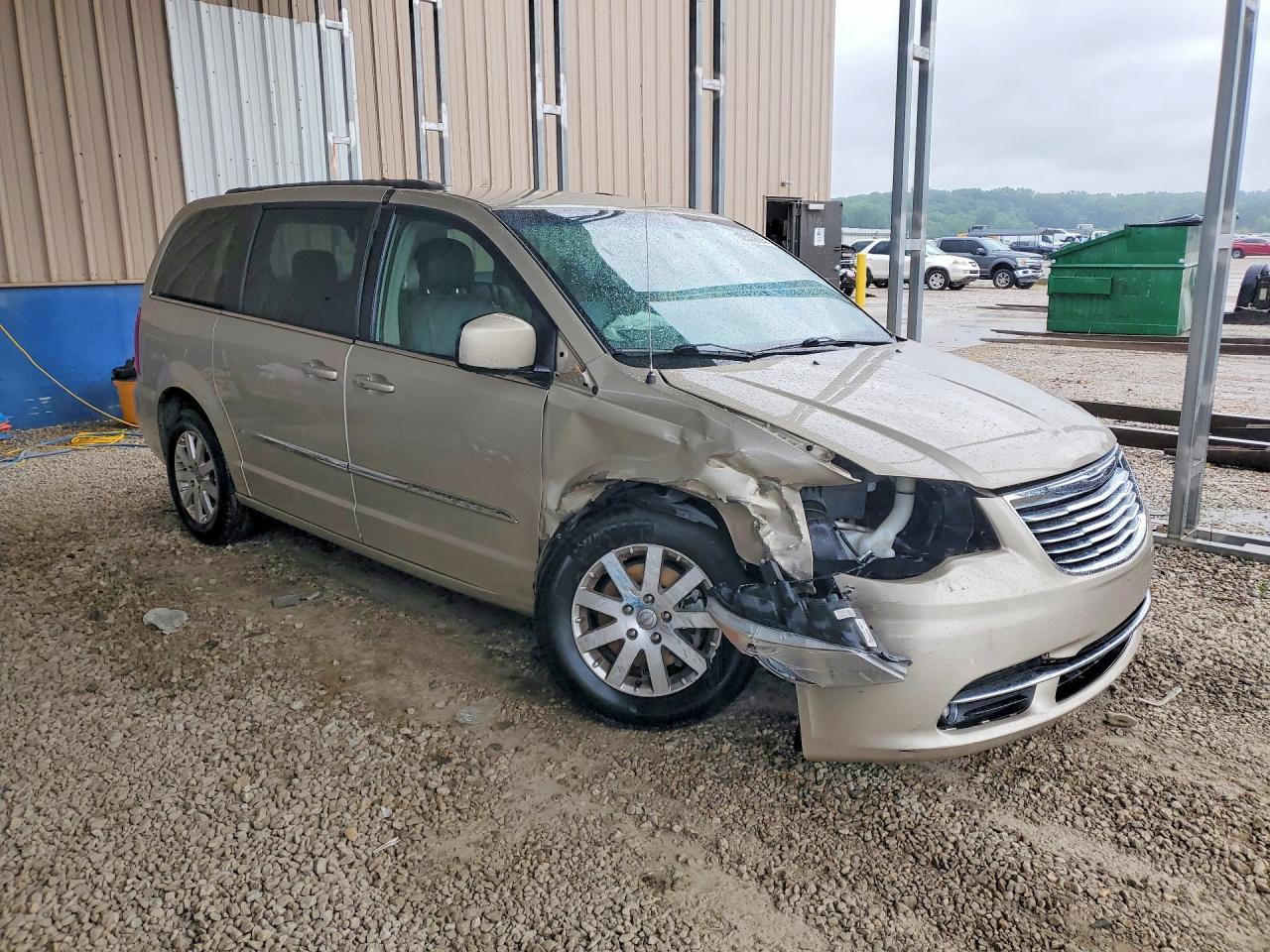 2014 Chrysler Town & Country Touring - Фото 4