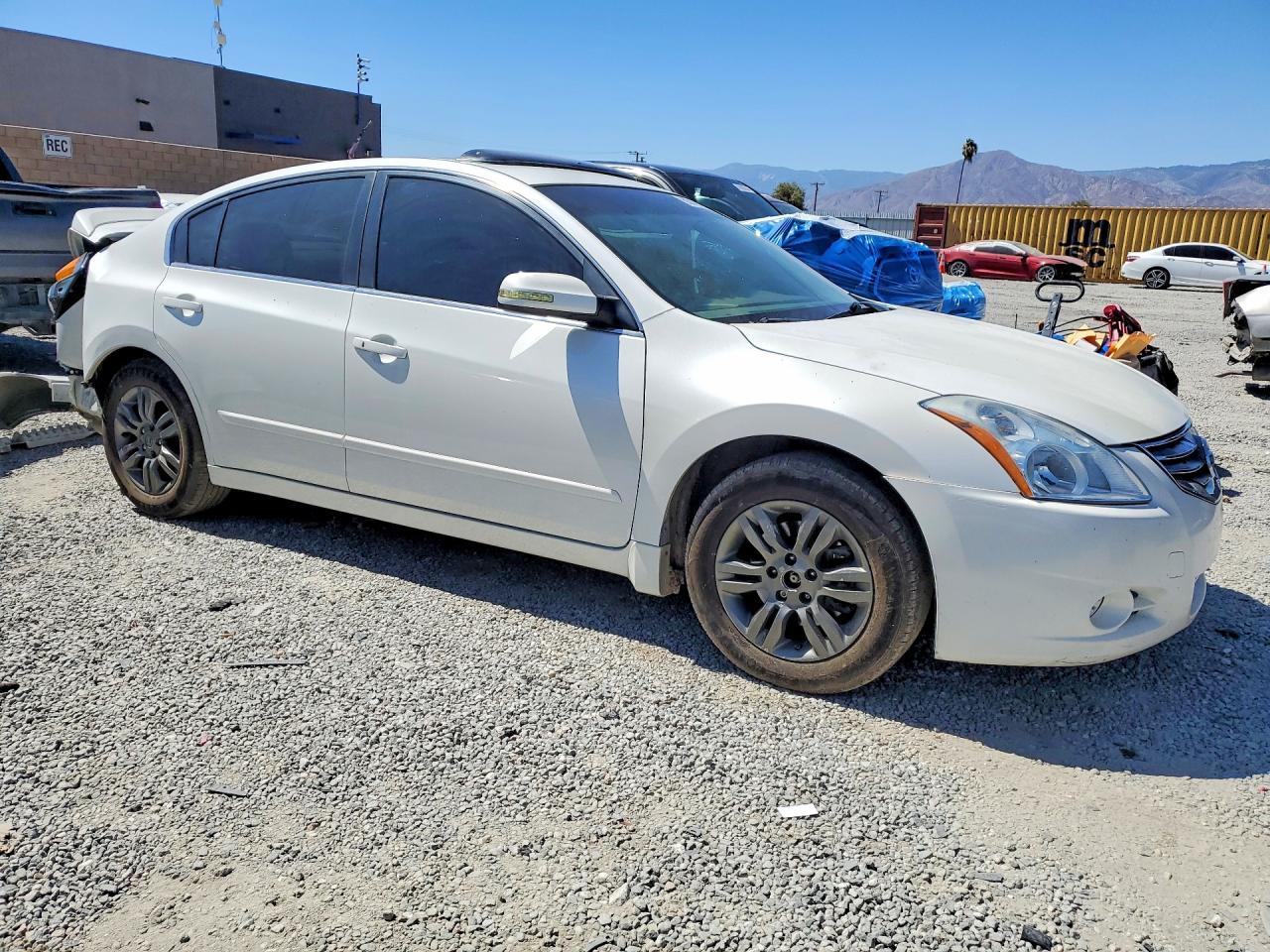 2011 Nissan Altima 2.5 - Фото 4