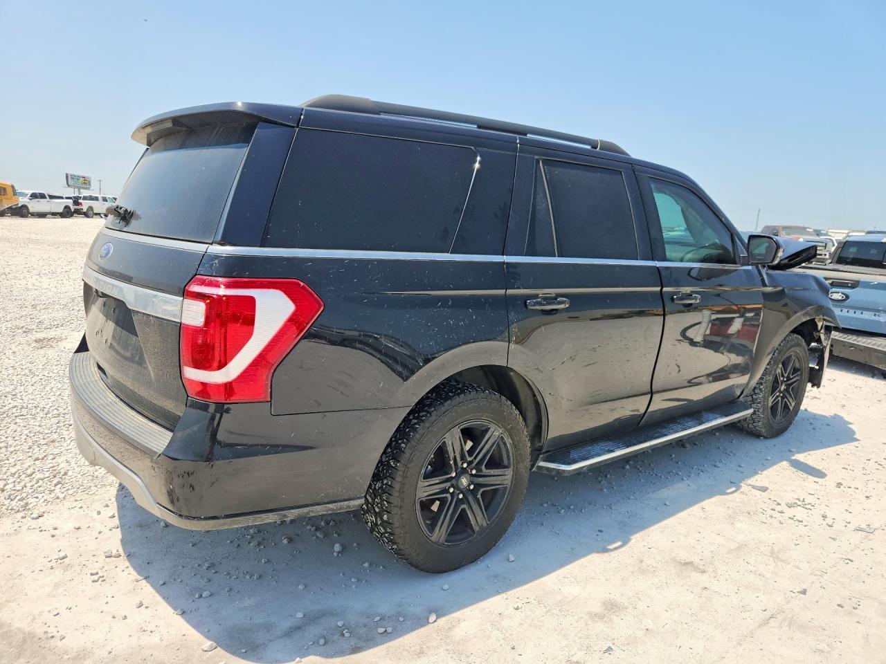 2020 Ford Expedition Xlt - Фото 3