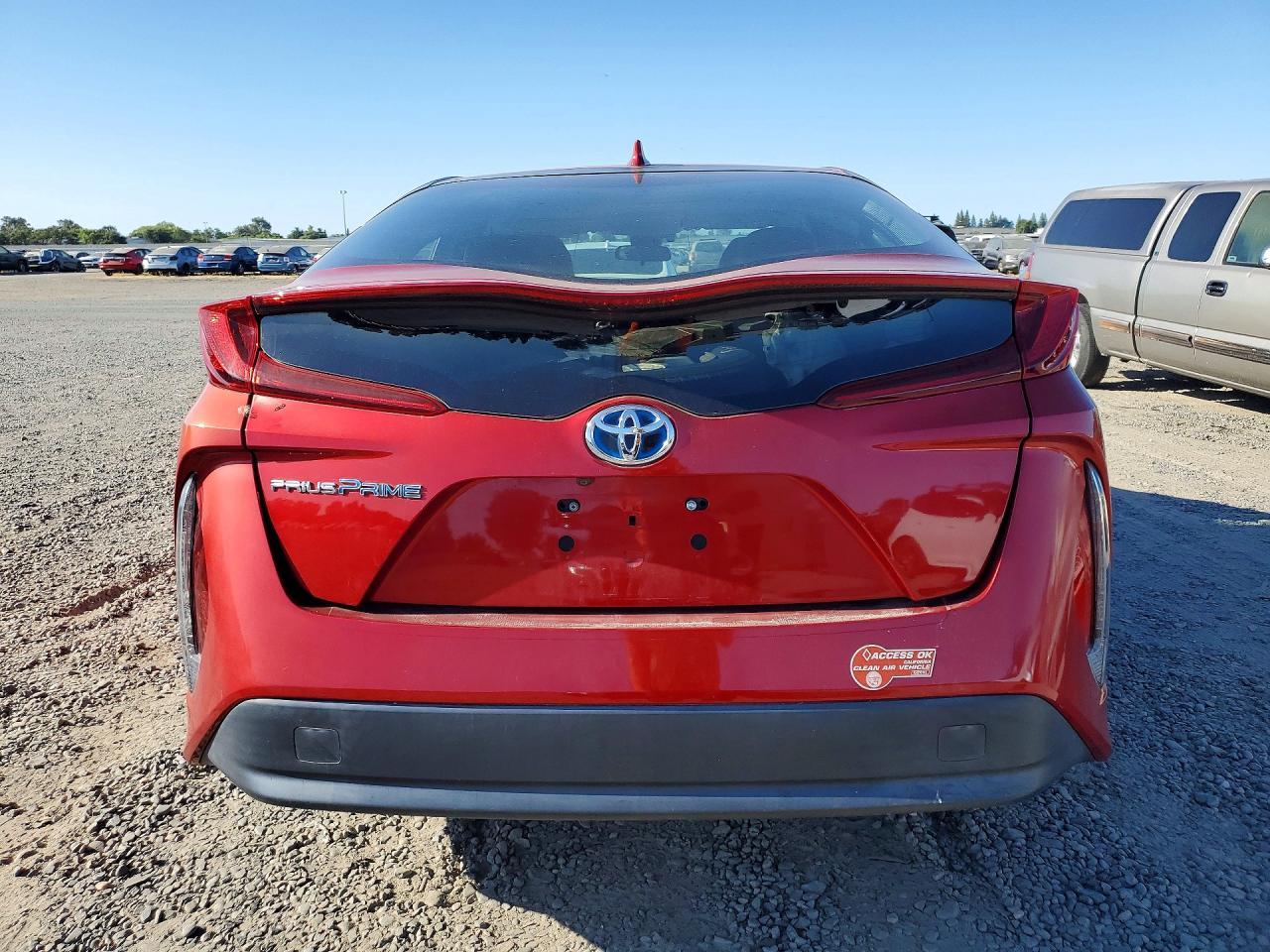2017 Toyota Prius Prime Premium - Фото 6
