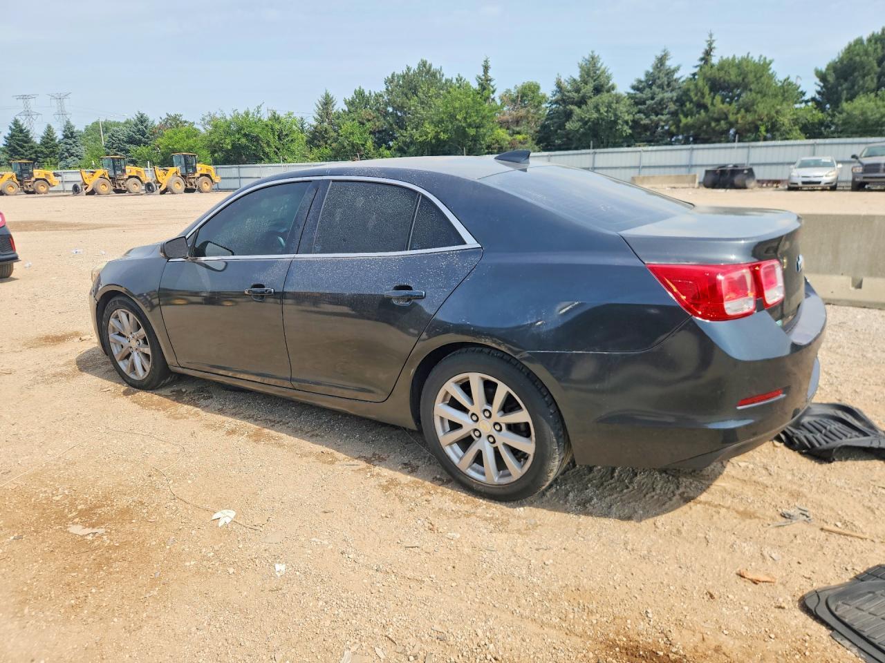 2015 Chevrolet Malibu 2Lt - Фото 2